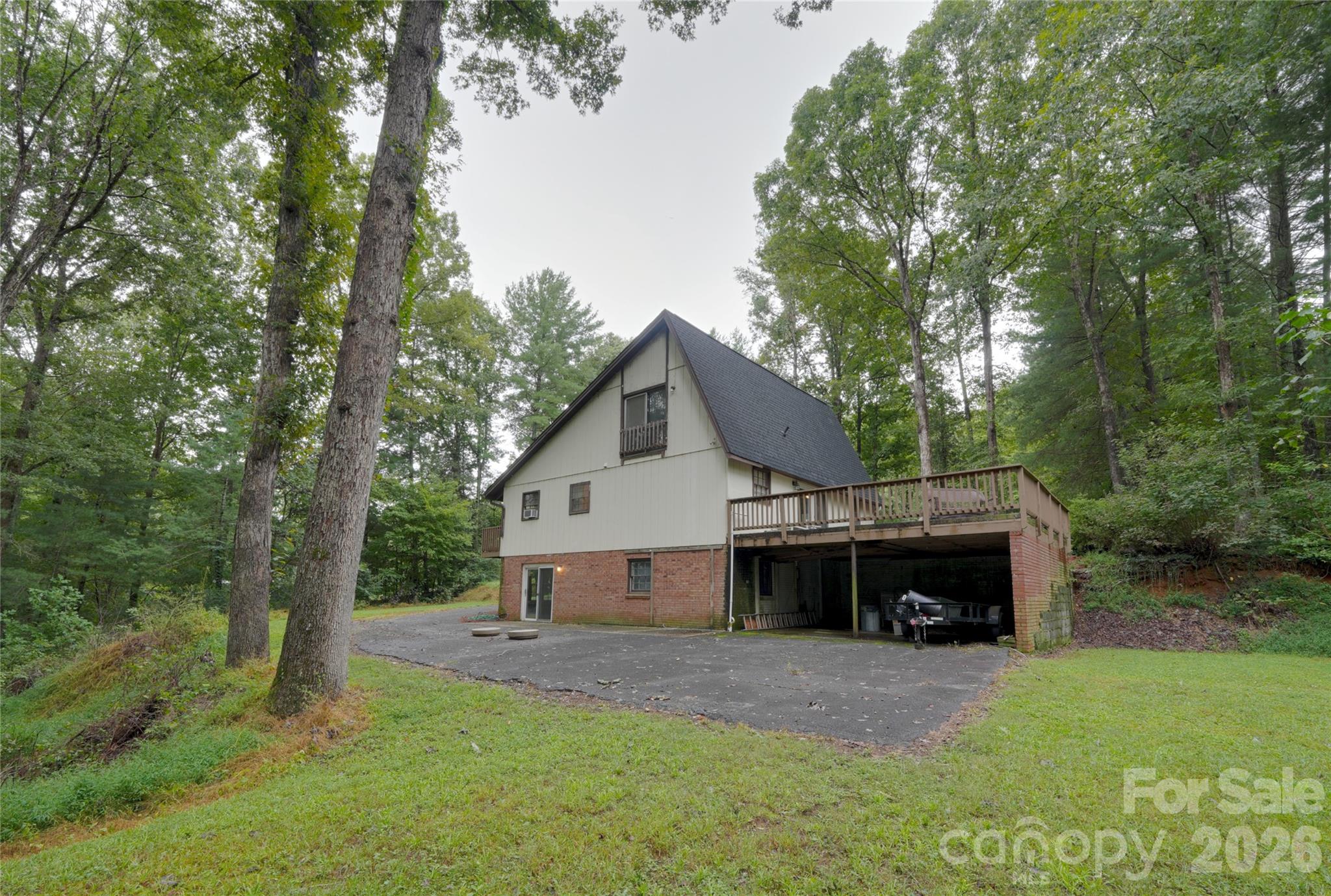Single Family Residence at 7 Brookwood Lane, Taylorsville, photo 4 of 20
