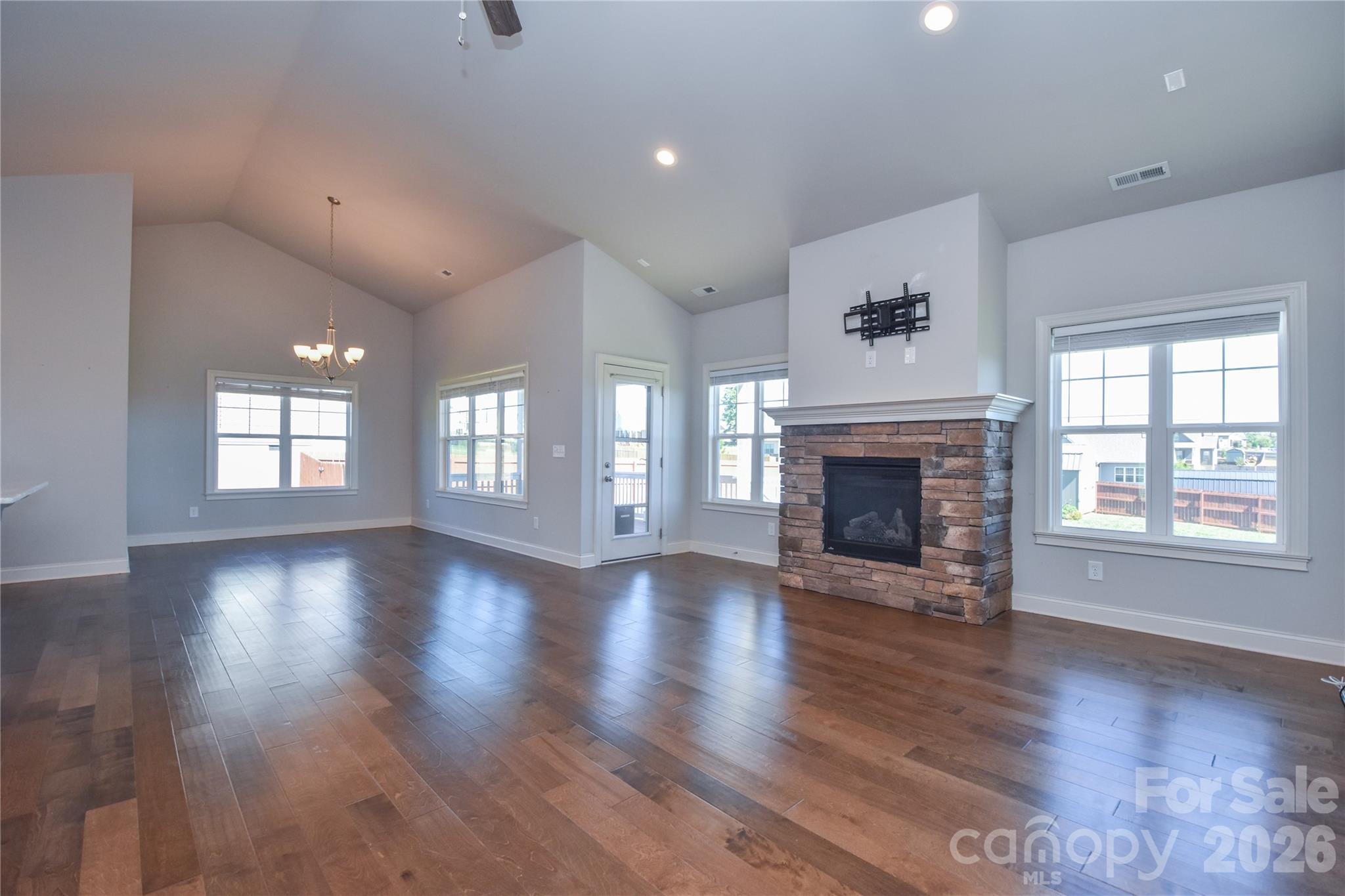 Single Family Residence at 148 Greythorn Drive, Statesville, photo 7 of 46