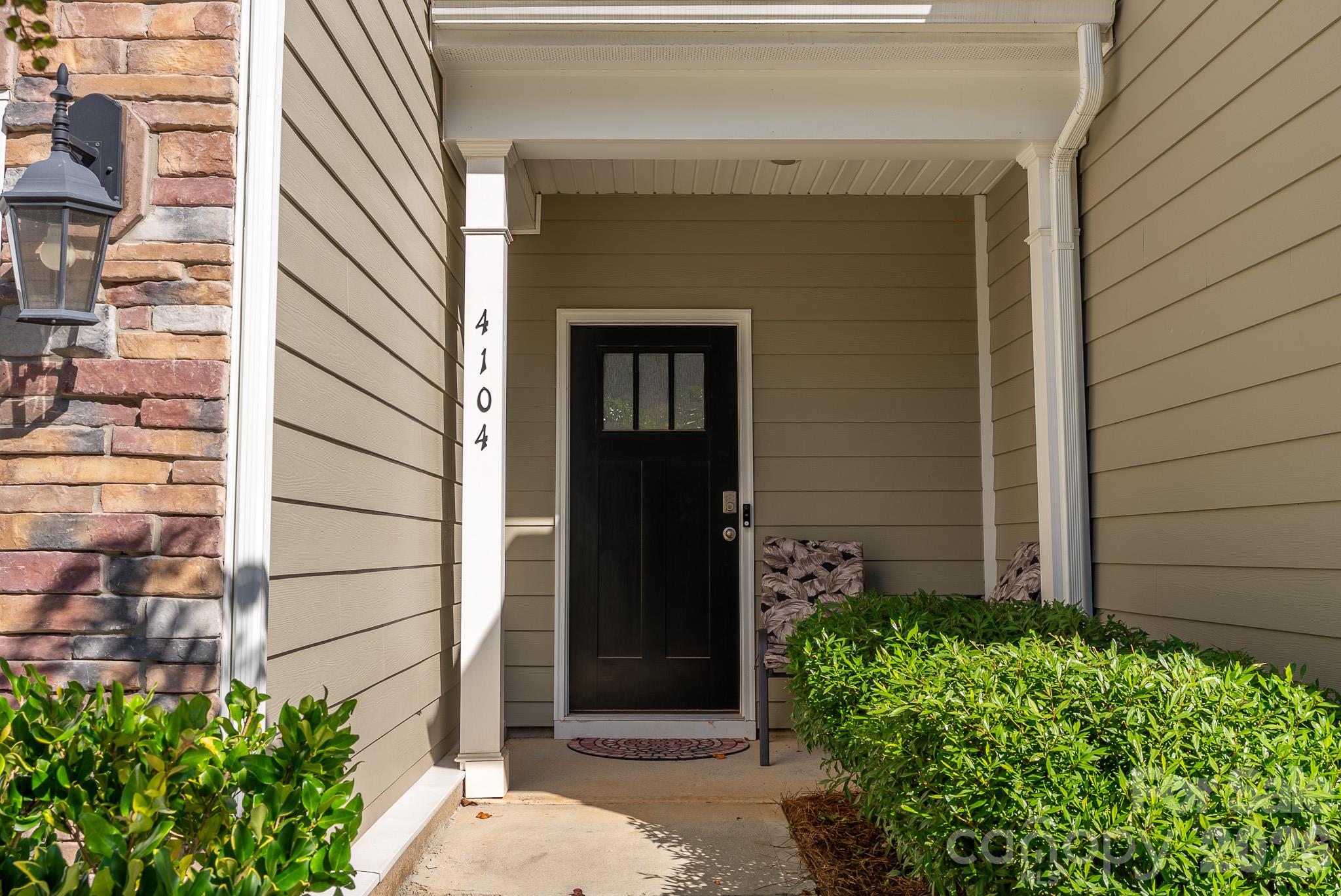 Entry - 4104 Steel Way, Sherrills Ford