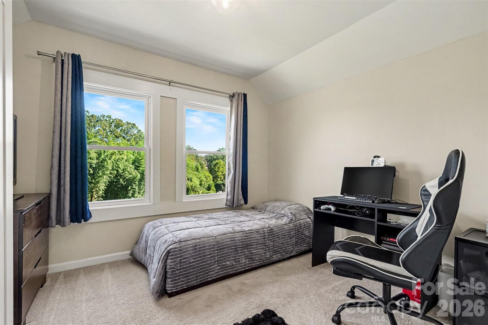 Upstairs Bedroom 2 - 224 E Catawba Avenue, Mooresville