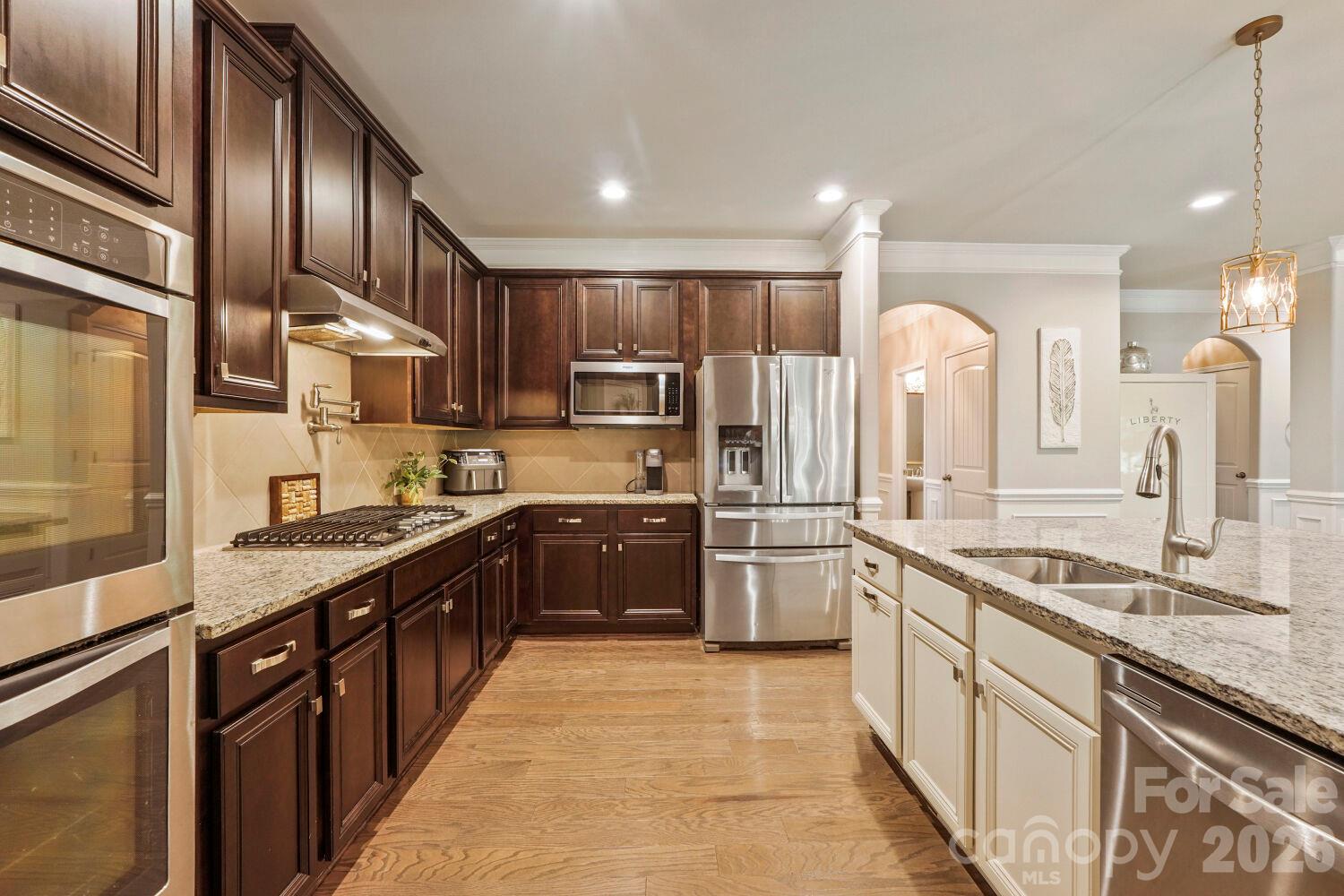 Refrigerator INCLUDED! - 2944 Donegal Drive, Kannapolis