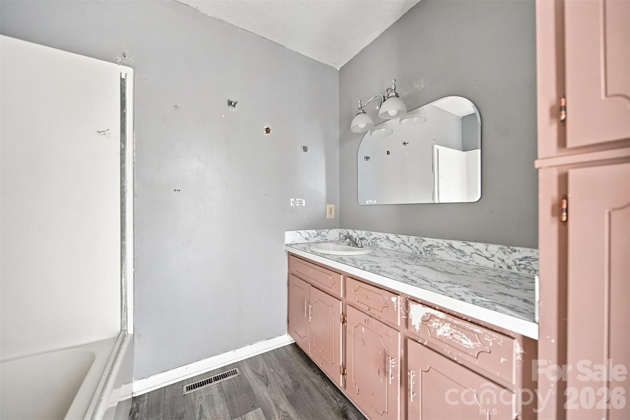 N/A at 402 S Ashe Avenue, Newton, photo 36 of 48