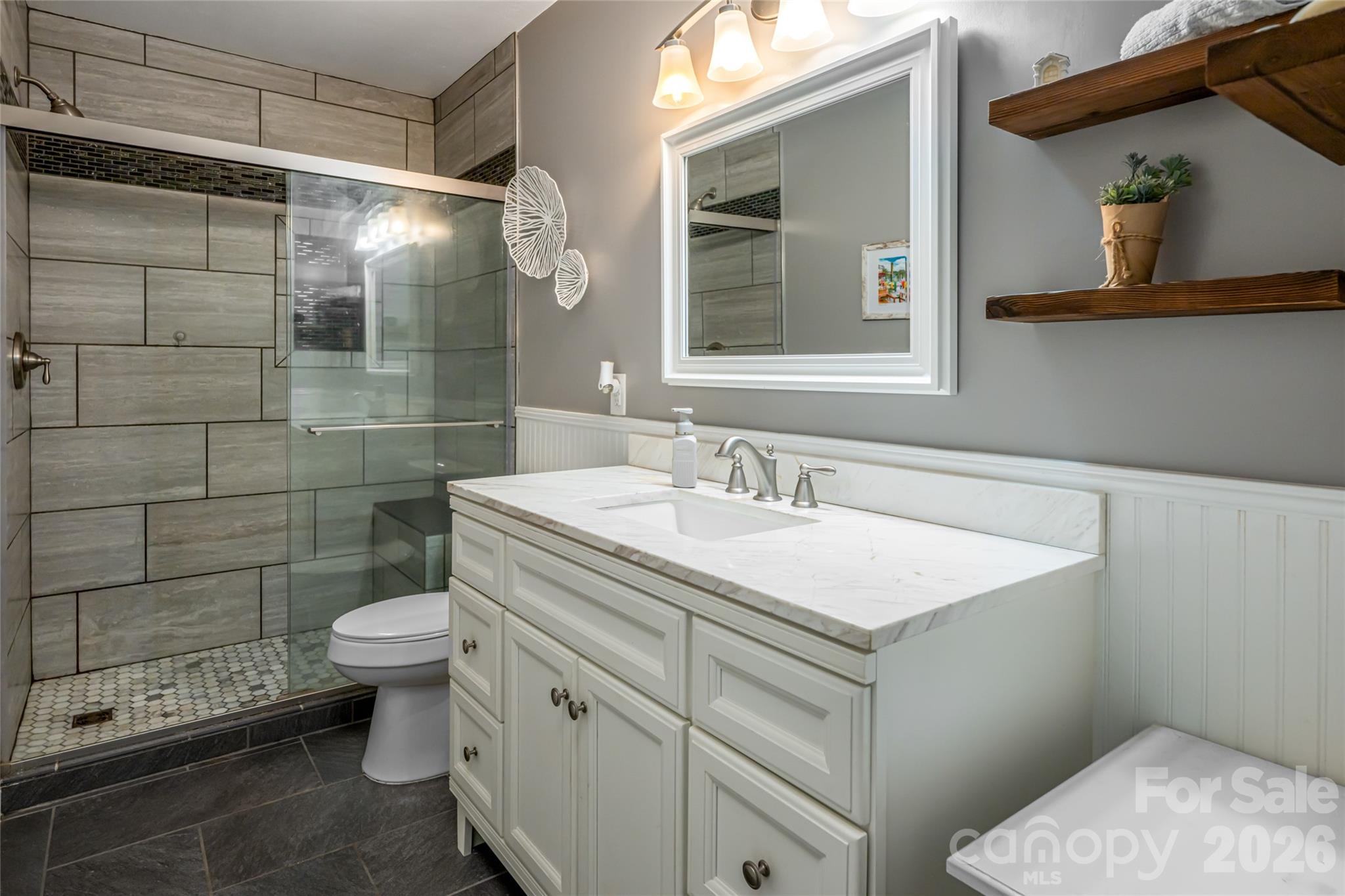 Full Bathroom - 19 Forge Drive, Mills River