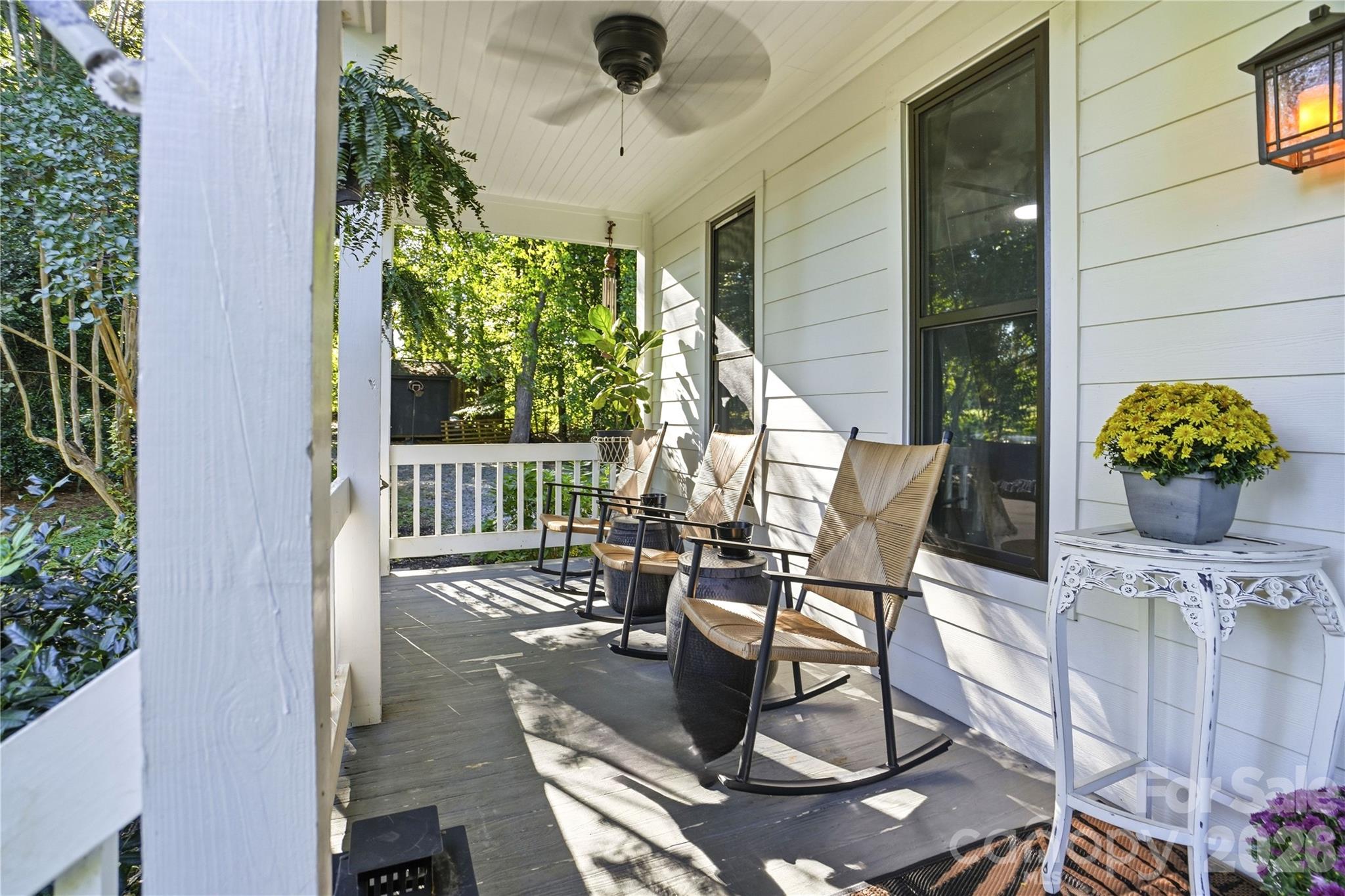 Front Porch - 9560 Harvest Lane, Davidson