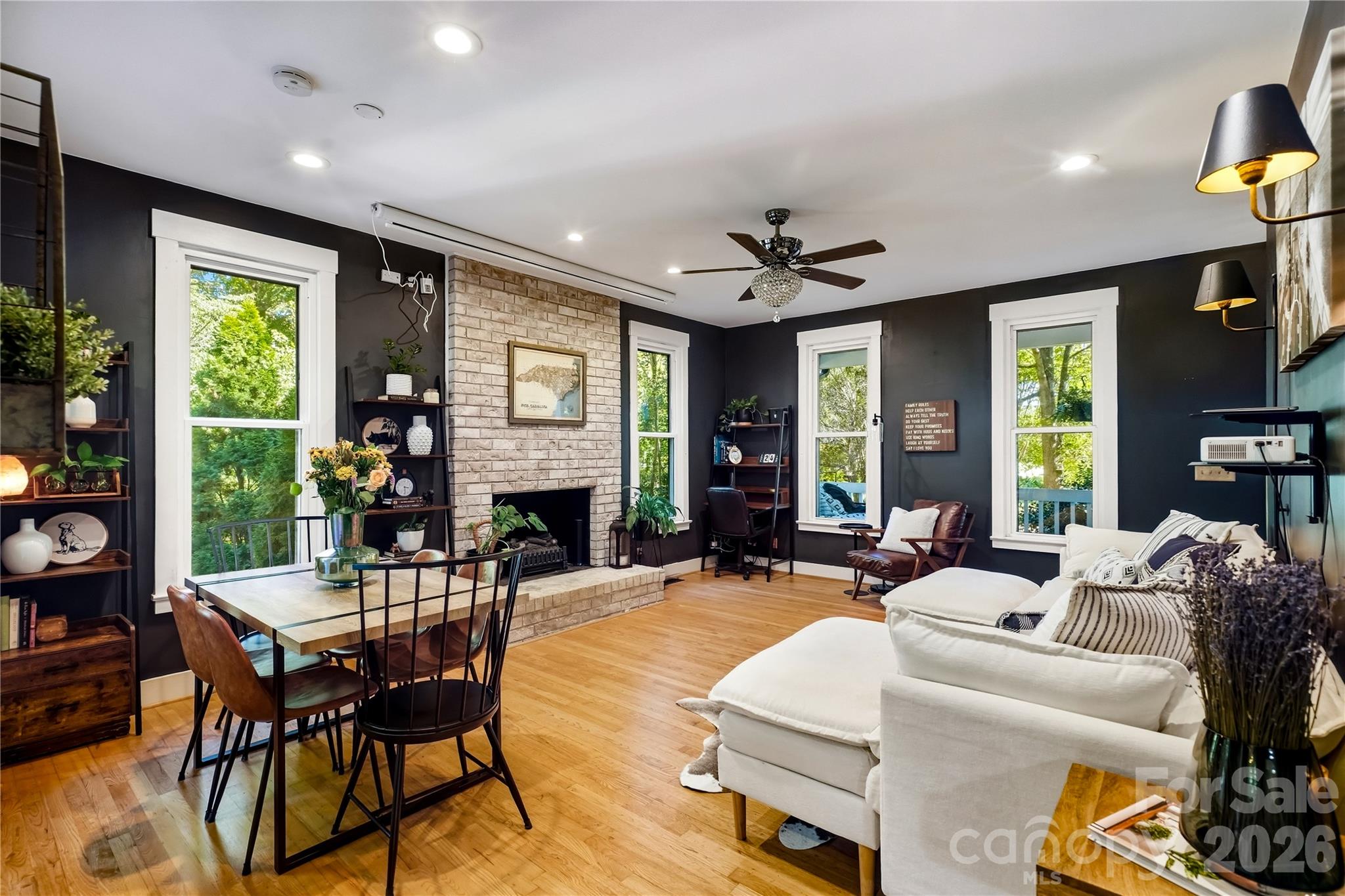 Single Family Residence at 9560 Harvest Lane, Davidson, photo 9 of 35