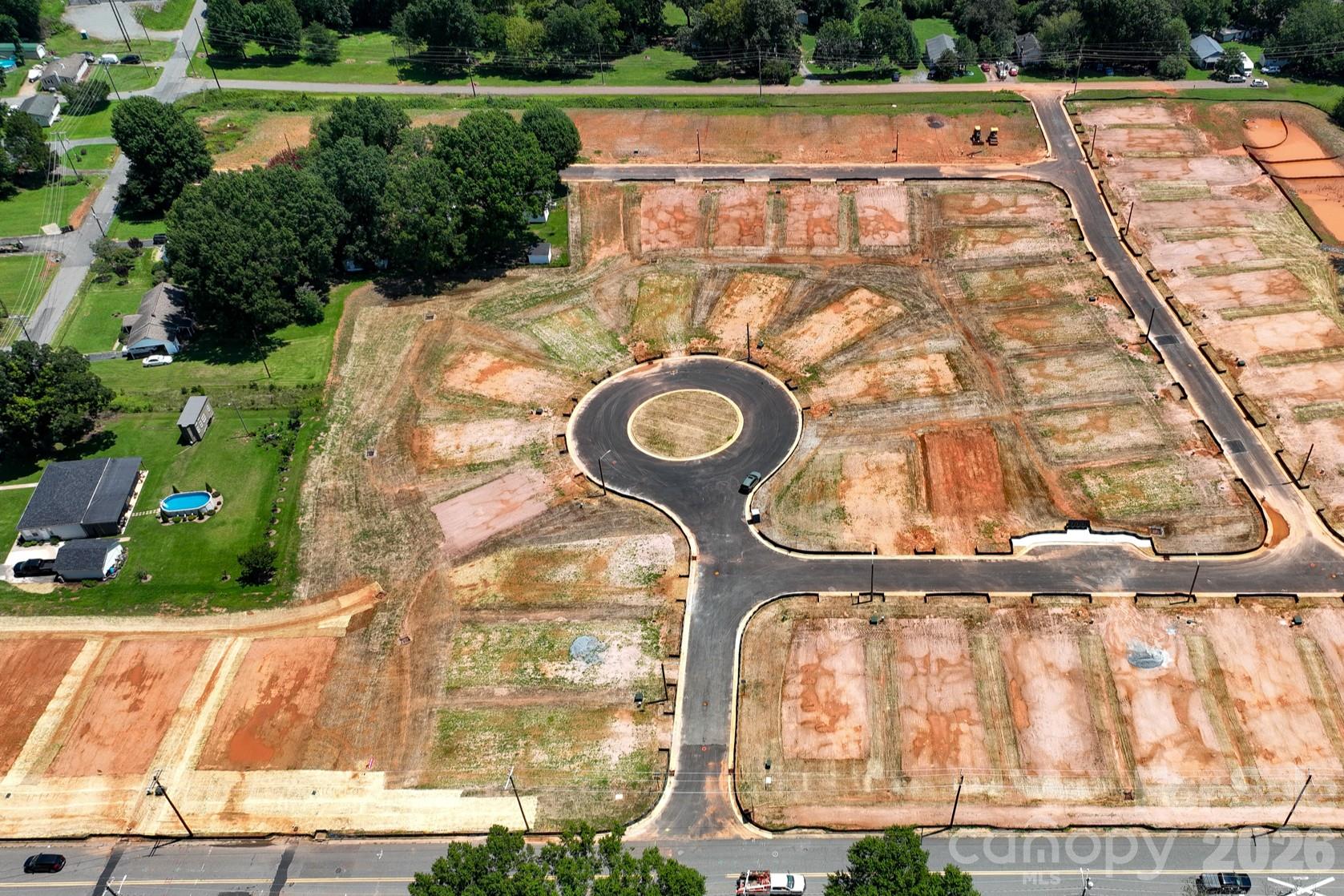 Single Family Residence at 620 Rowe Crossing Drive, Newton, photo 8 of 10