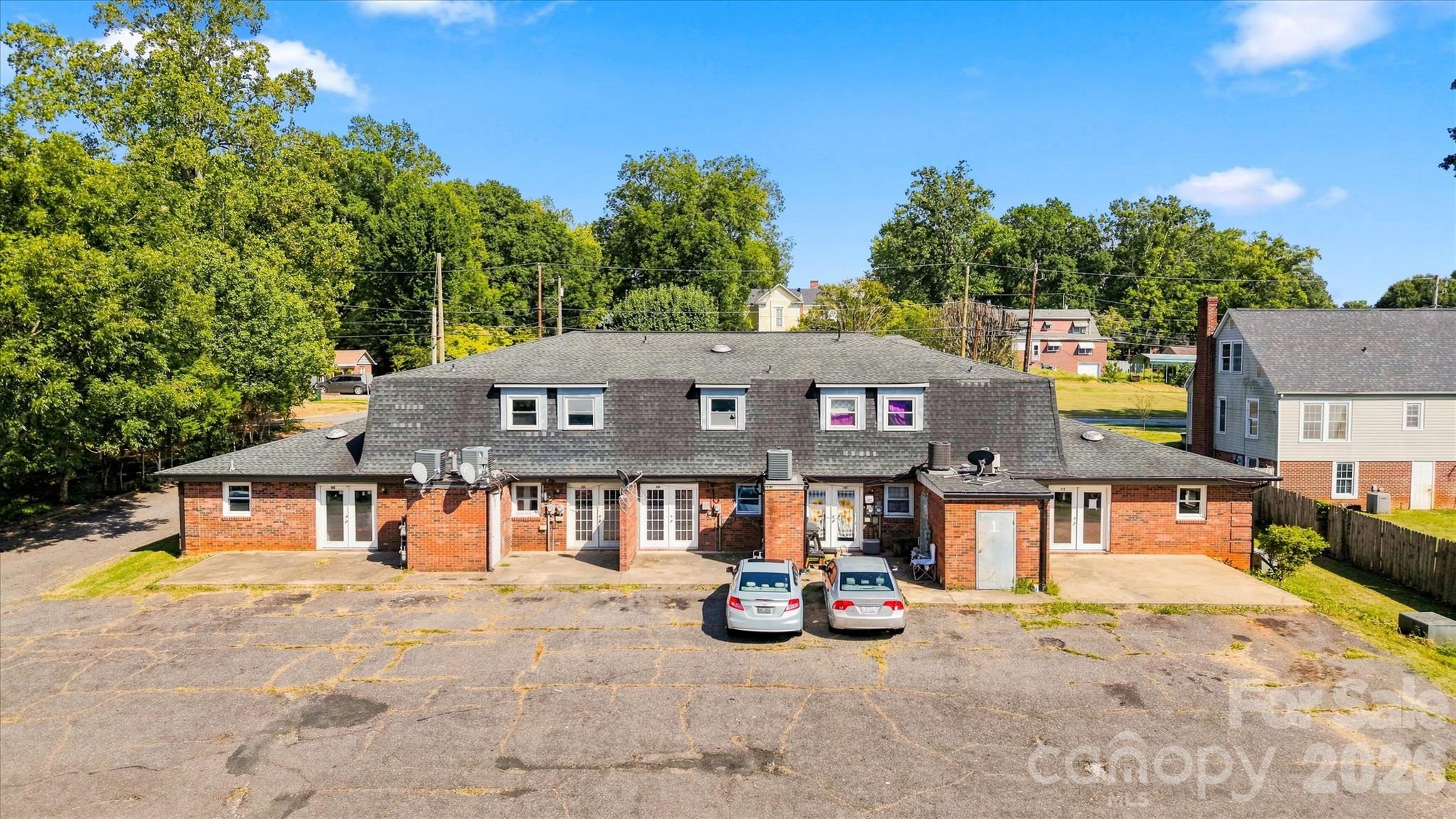 Apartment at 402 S Ashe Avenue, Newton, photo 43 of 48