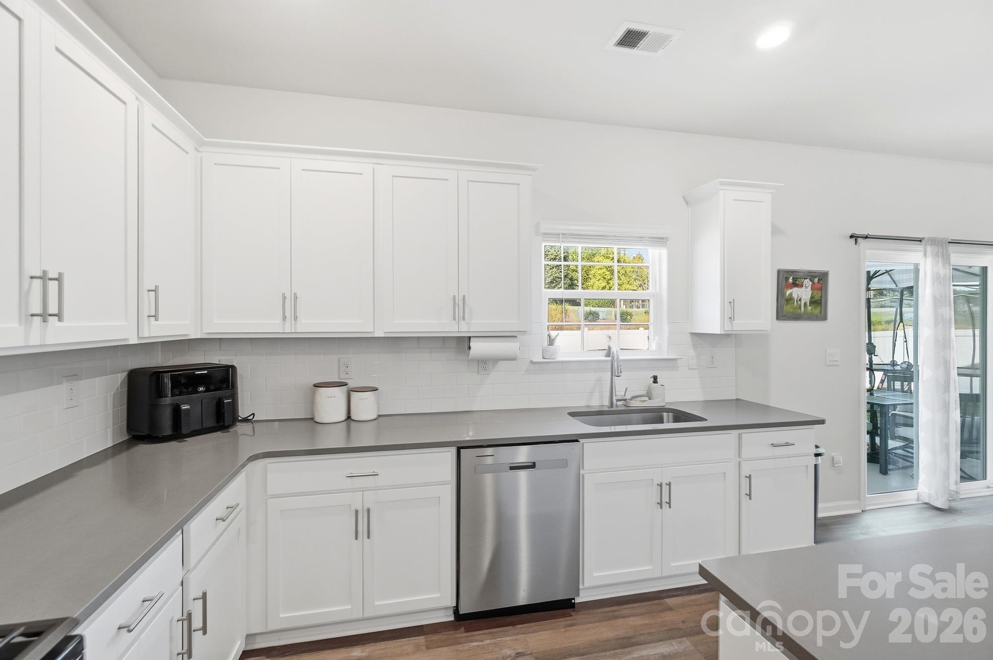 Single Family Residence at 165 Apple Orchard Court, Statesville, photo 22 of 48