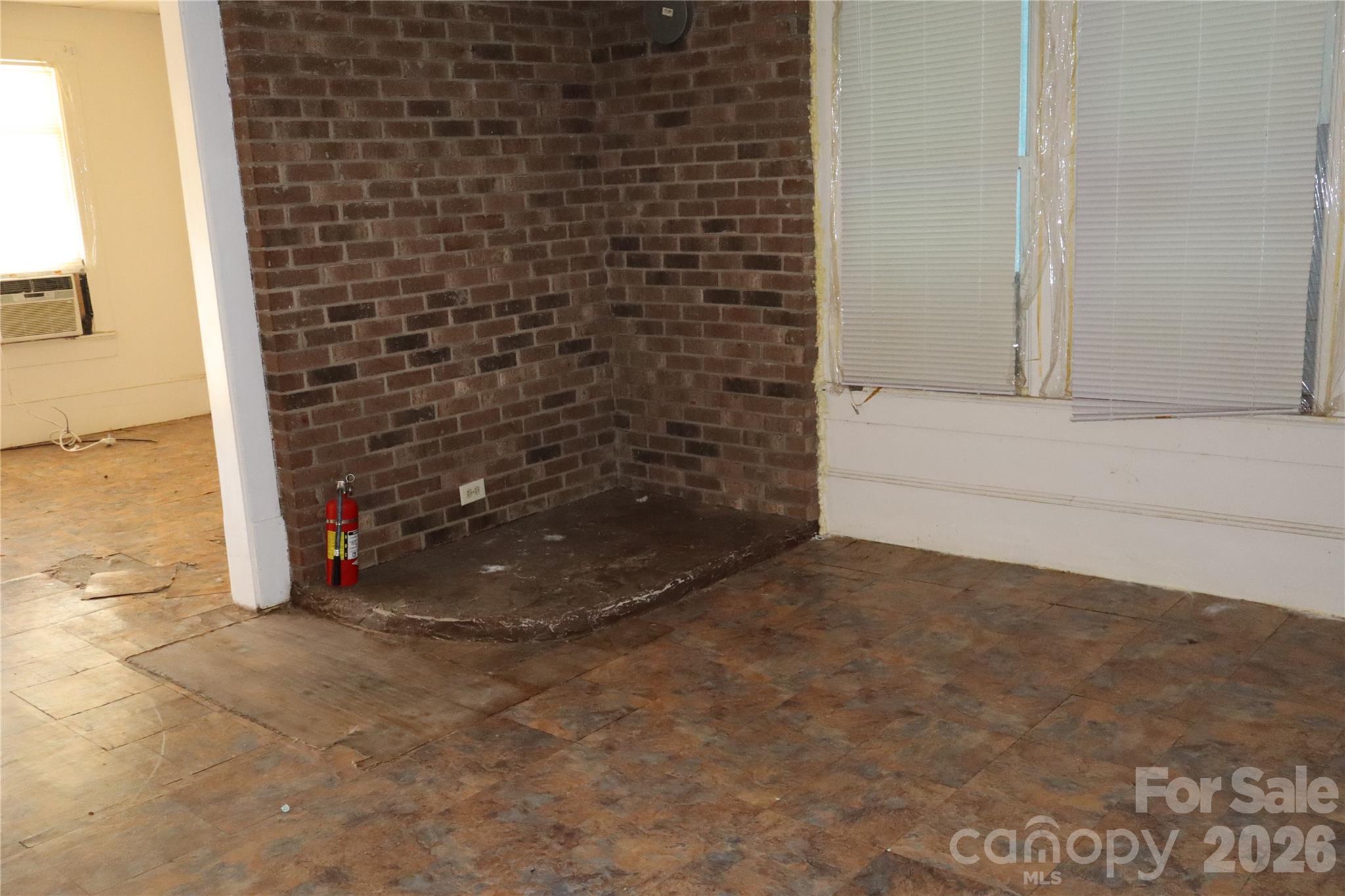 Single Family Residence at 736 2nd Avenue SW, Hickory, photo 7 of 14