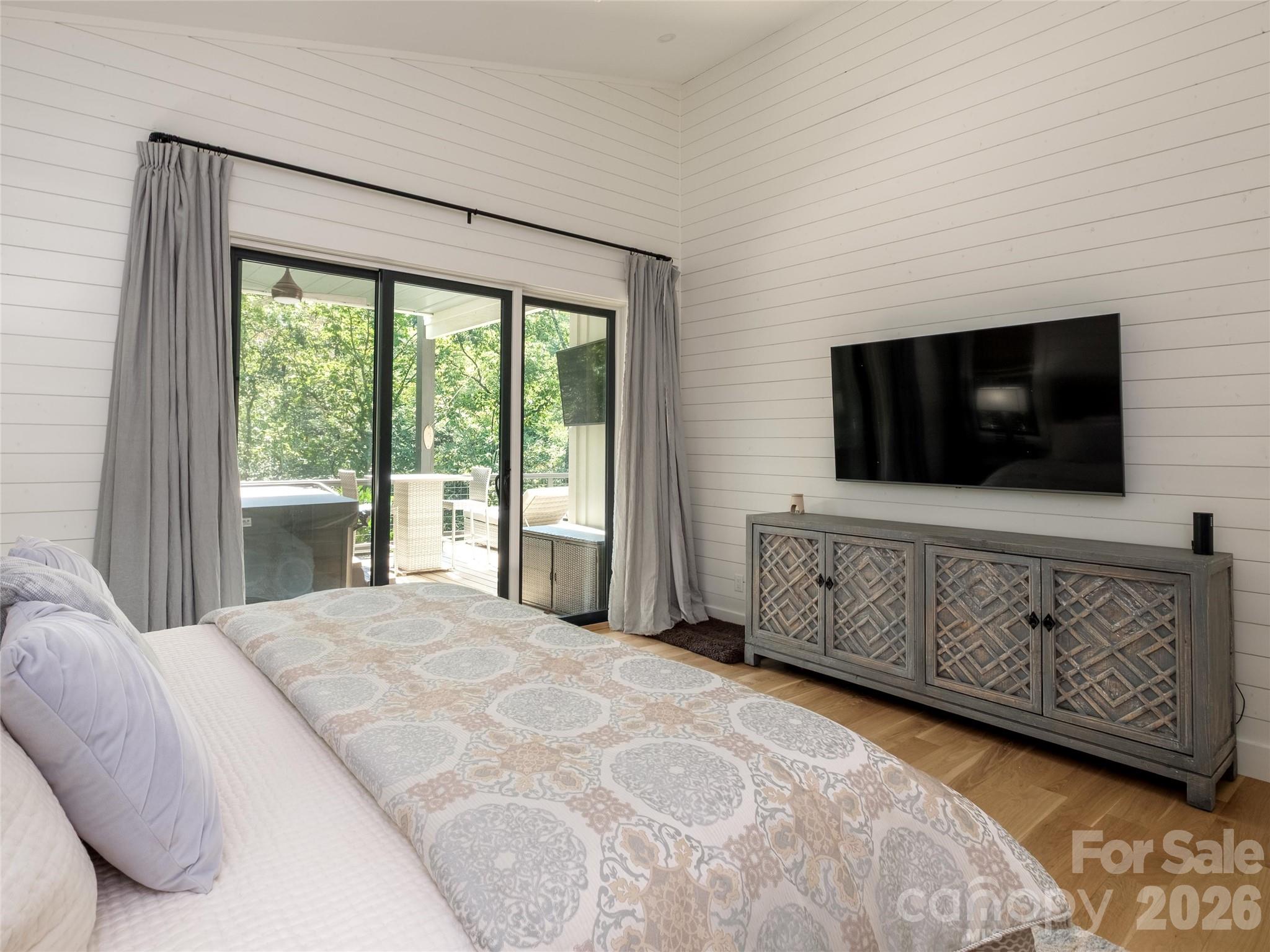 Single Family Residence at 158 Bucks Crossing, Brevard, photo 18 of 42