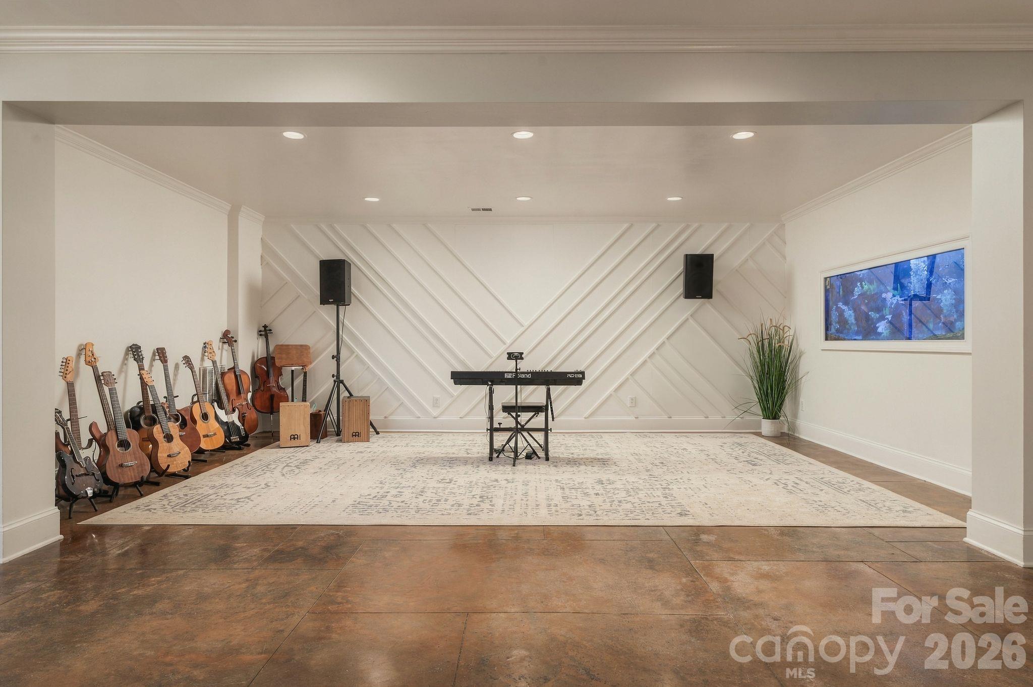 Bonus basement space features fish aquarium - 7275 Flowes Store Road, Concord