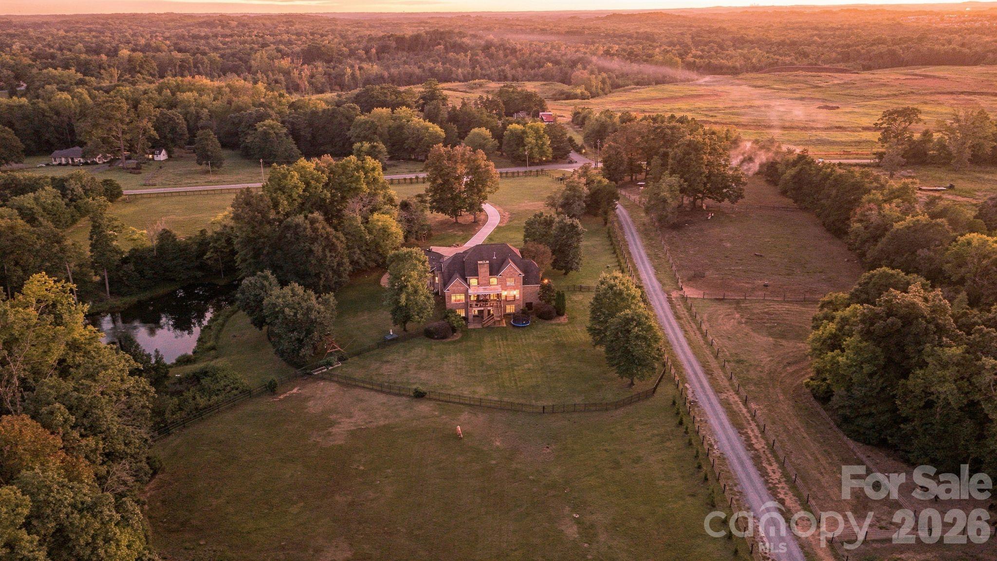 Enjoy the private setting and the sunset glow - 7275 Flowes Store Road, Concord