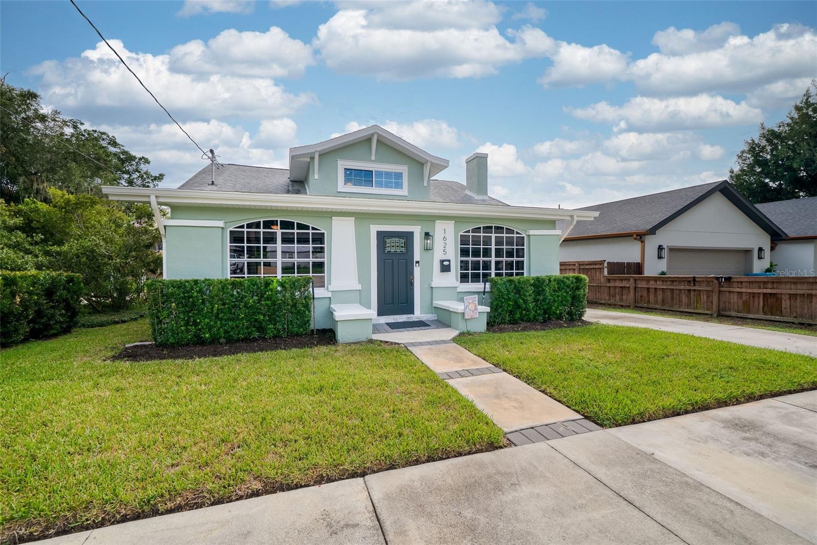 1625 S EOLA DR