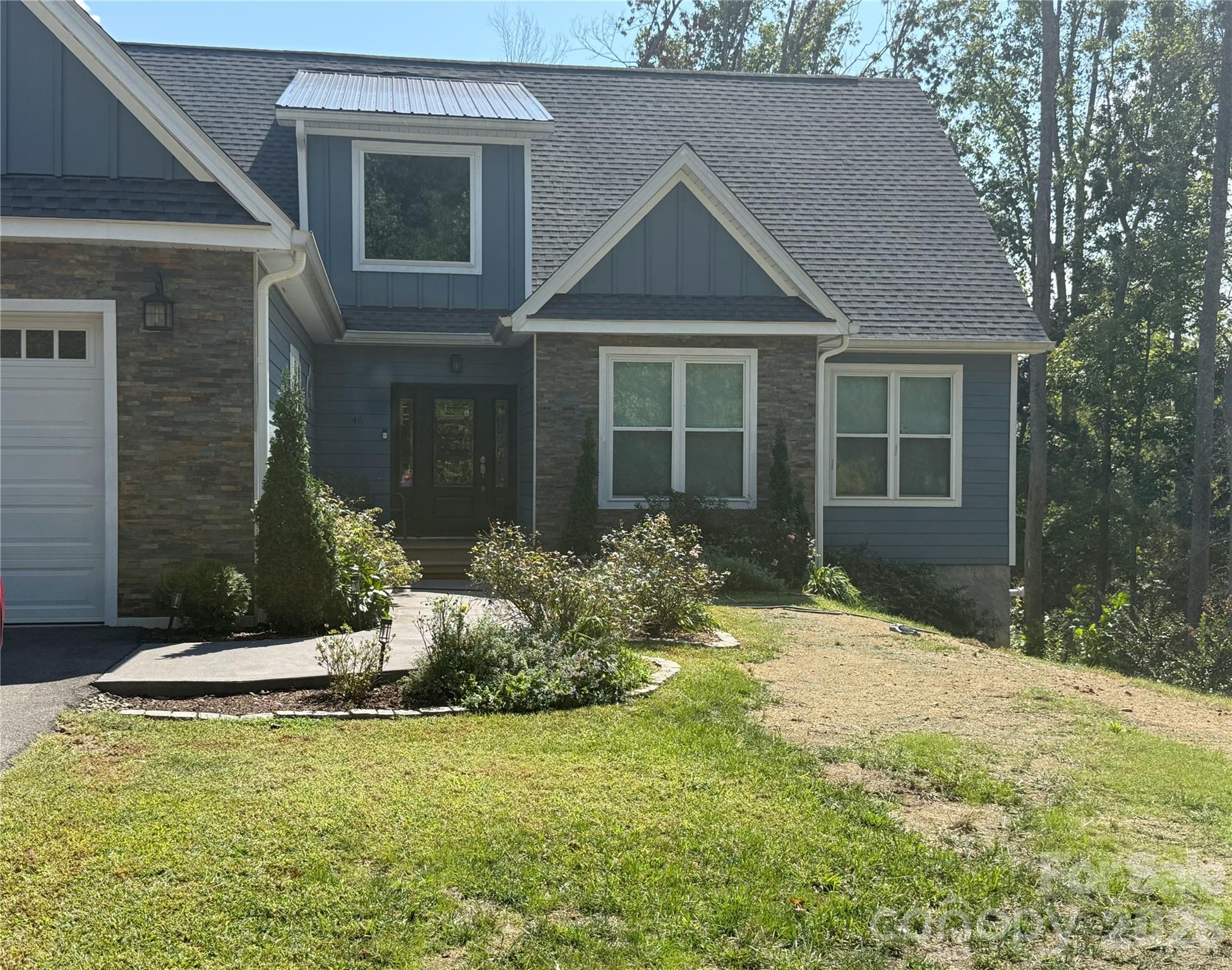 Single Family Residence at 46 Carden Drive, Weaverville, photo 4 of 38