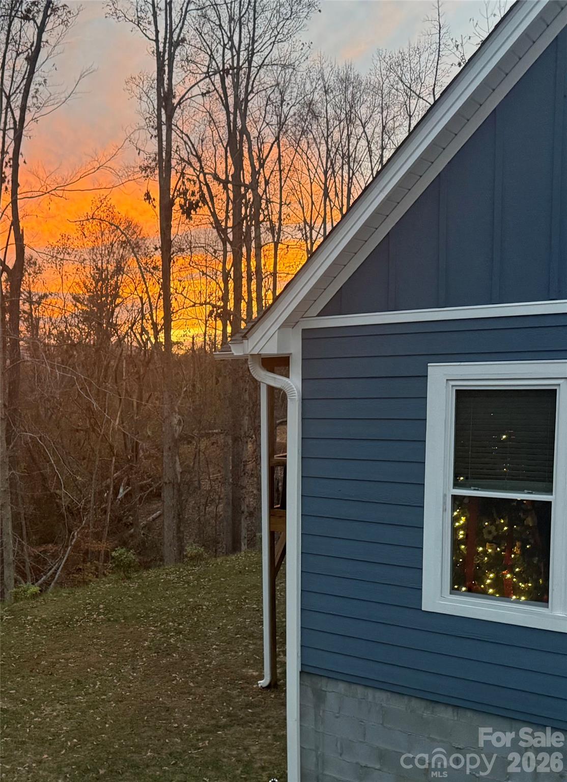 Single Family Residence at 46 Carden Drive, Weaverville, photo 13 of 38