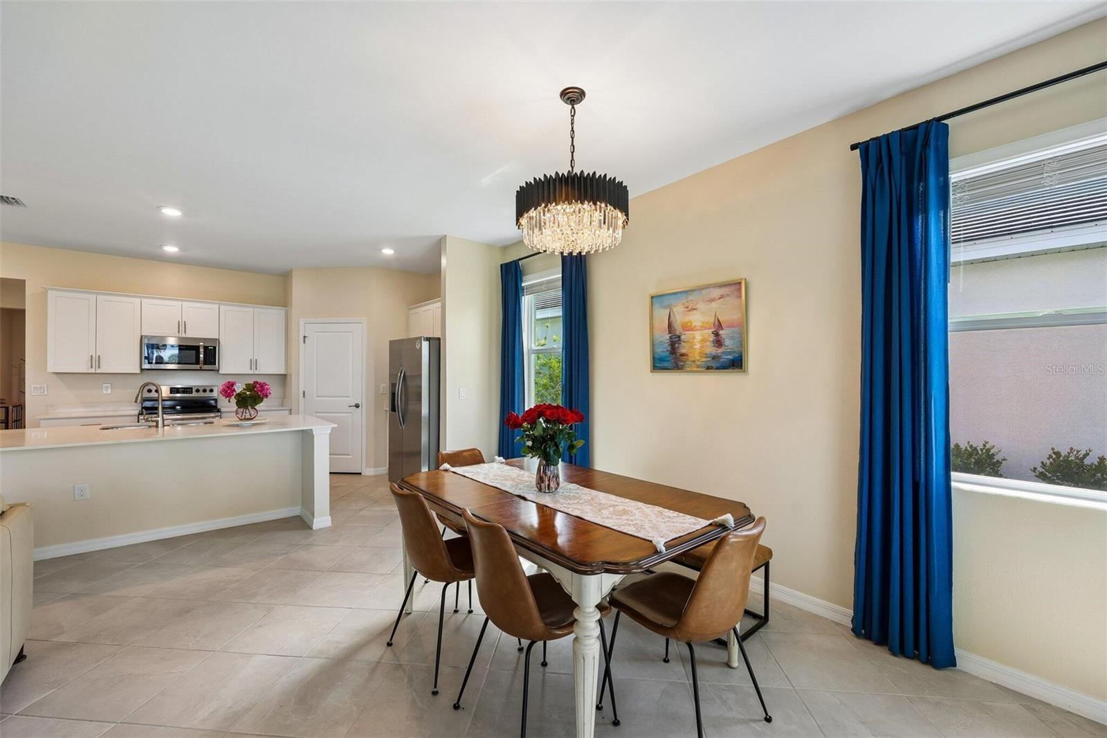 Single Family Residence at 11177 PINOT DR, VENICE, photo 20 of 44