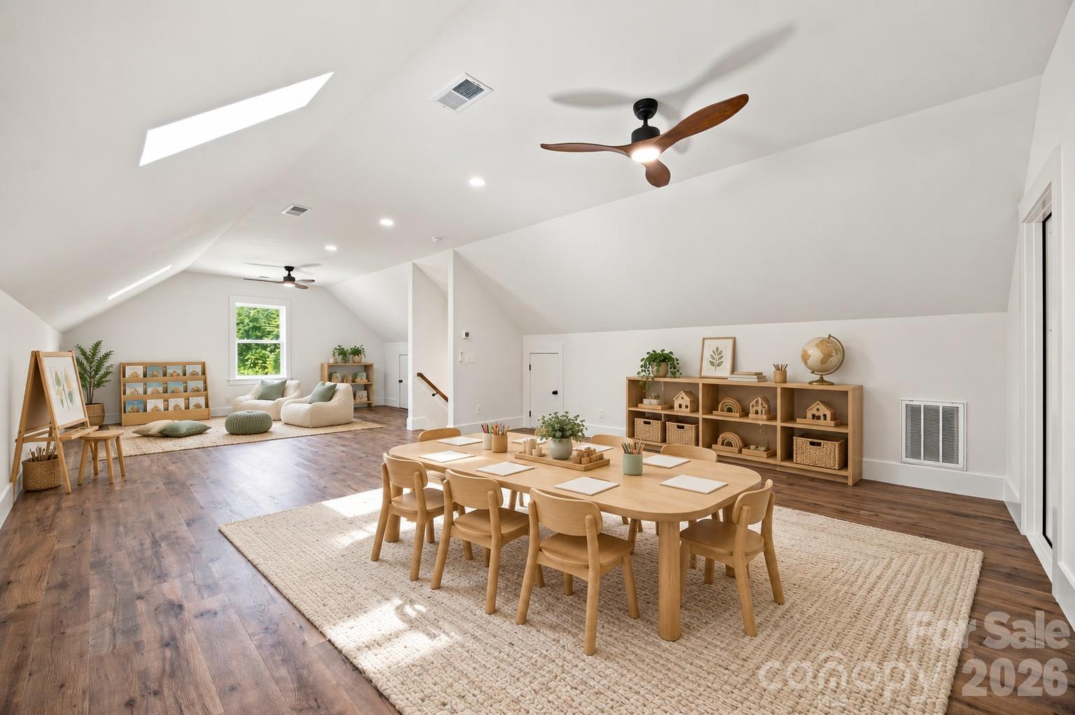 Bonus Room with Skylights - 5663 Mundy Road, Denver