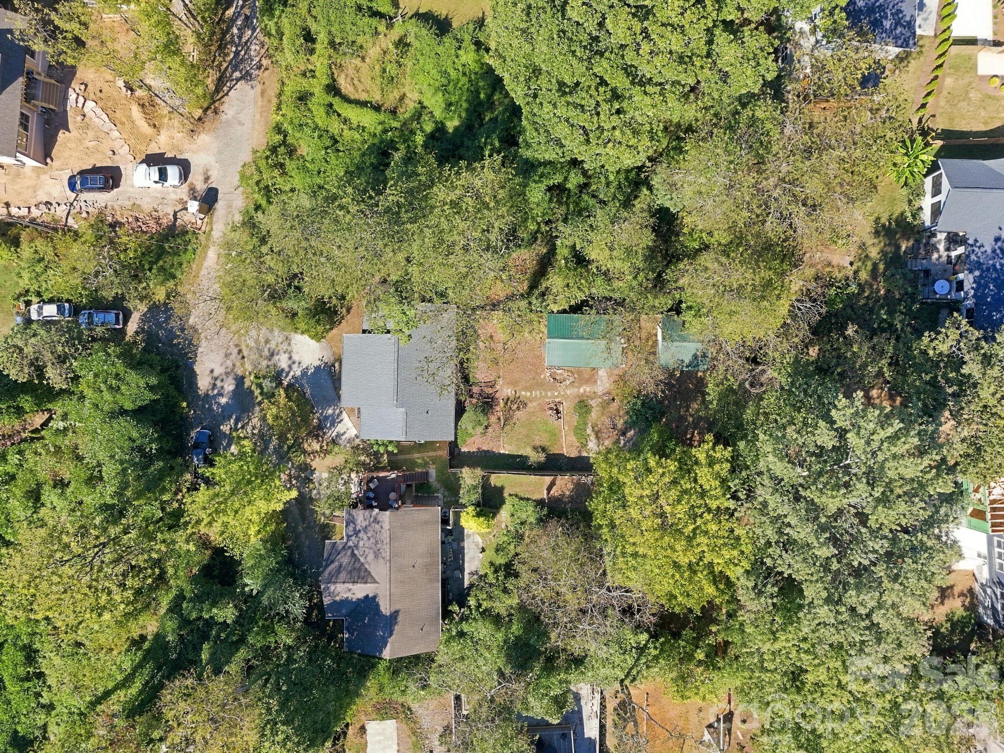 Single Family Residence at 10 Foggy Hollow Trail, Asheville, photo 34 of 39