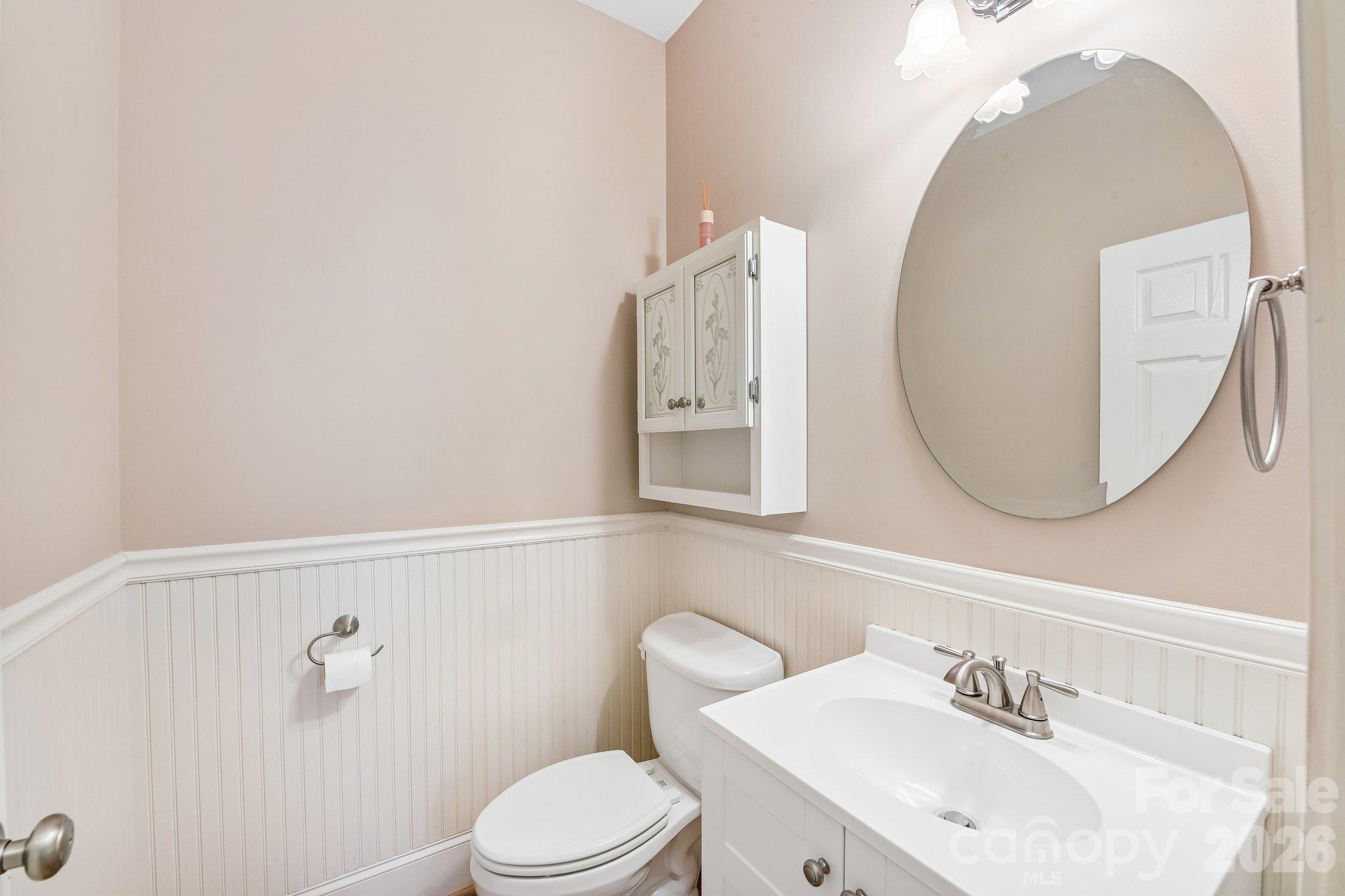 Half Bath on Main - 3573 Lake Shore Road S, Denver
