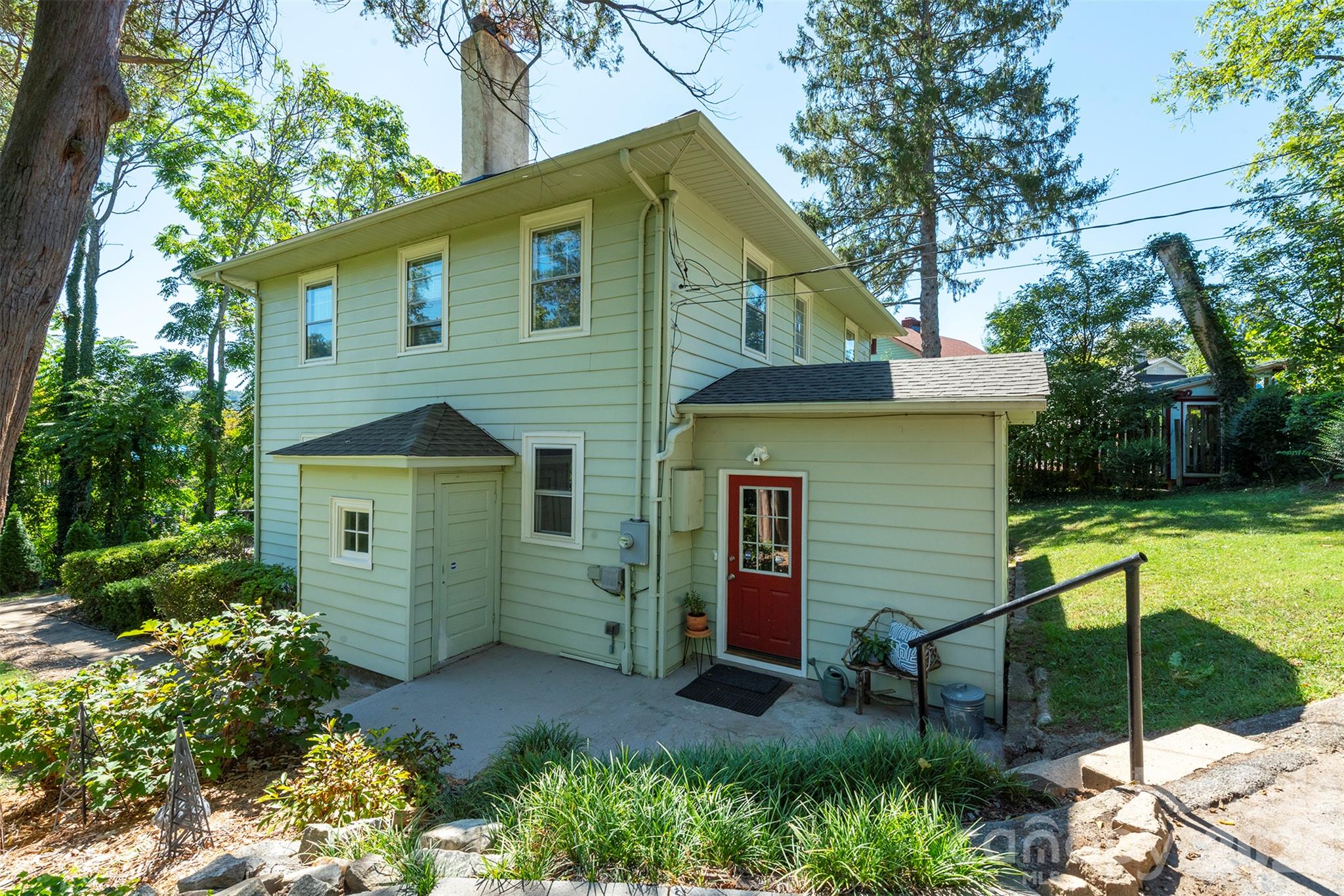 Single Family Residence at 710 Merrimon Avenue, Asheville, photo 32 of 35
