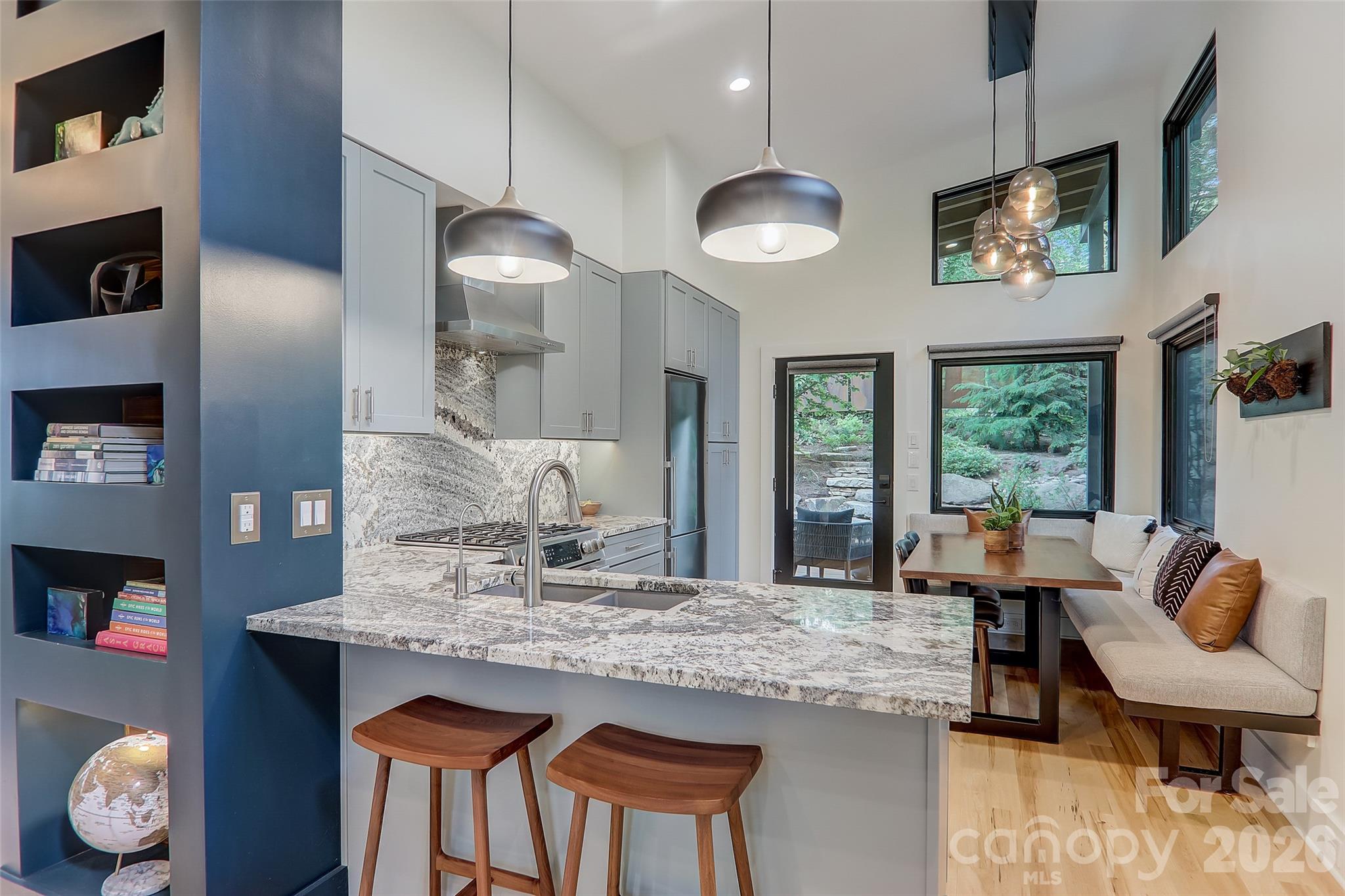Single Family Residence at 10 Cornelia Street, Asheville, photo 15 of 47