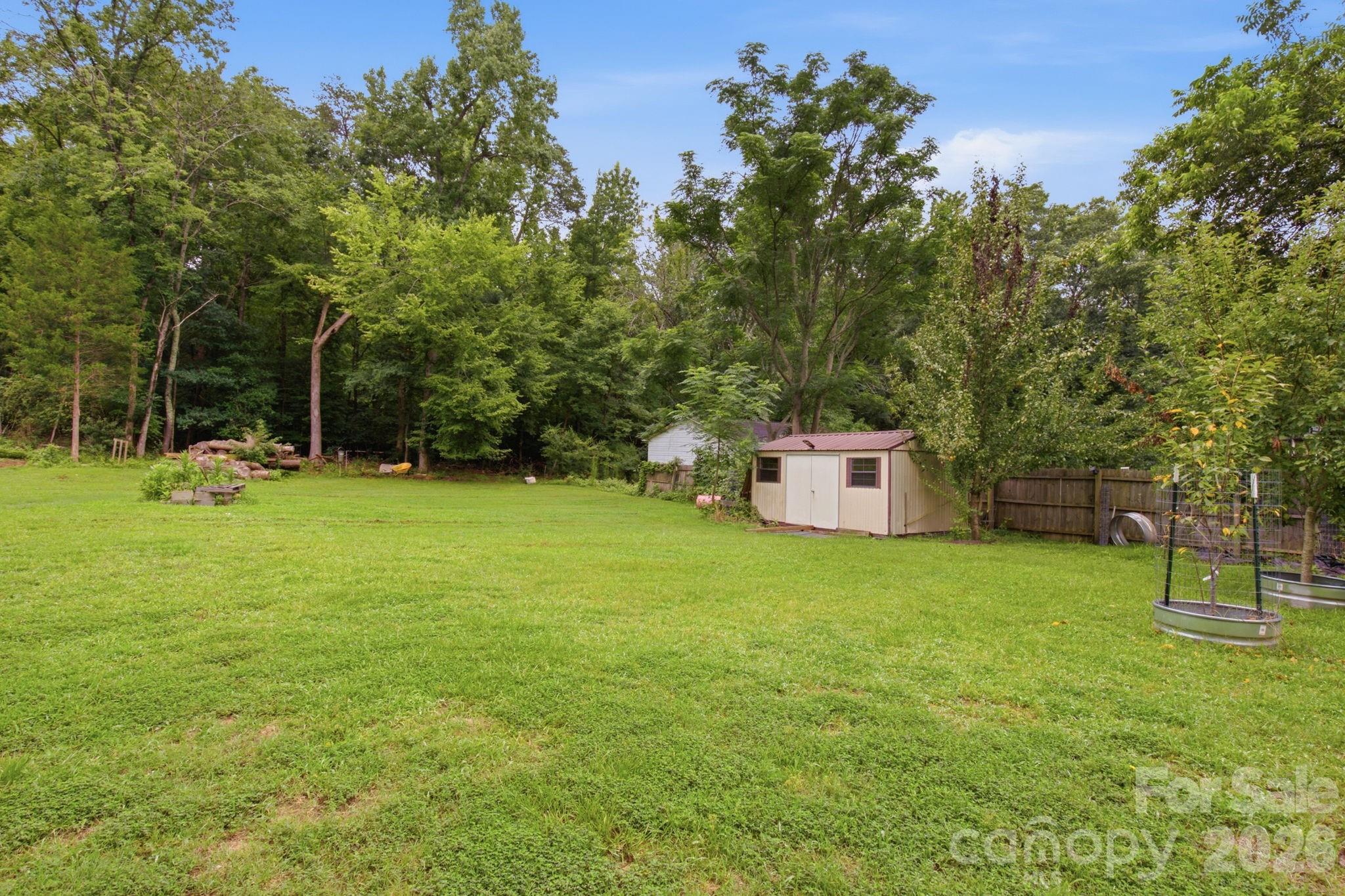Single Family Residence at 403 Faulkner Street, Clover, photo 31 of 35
