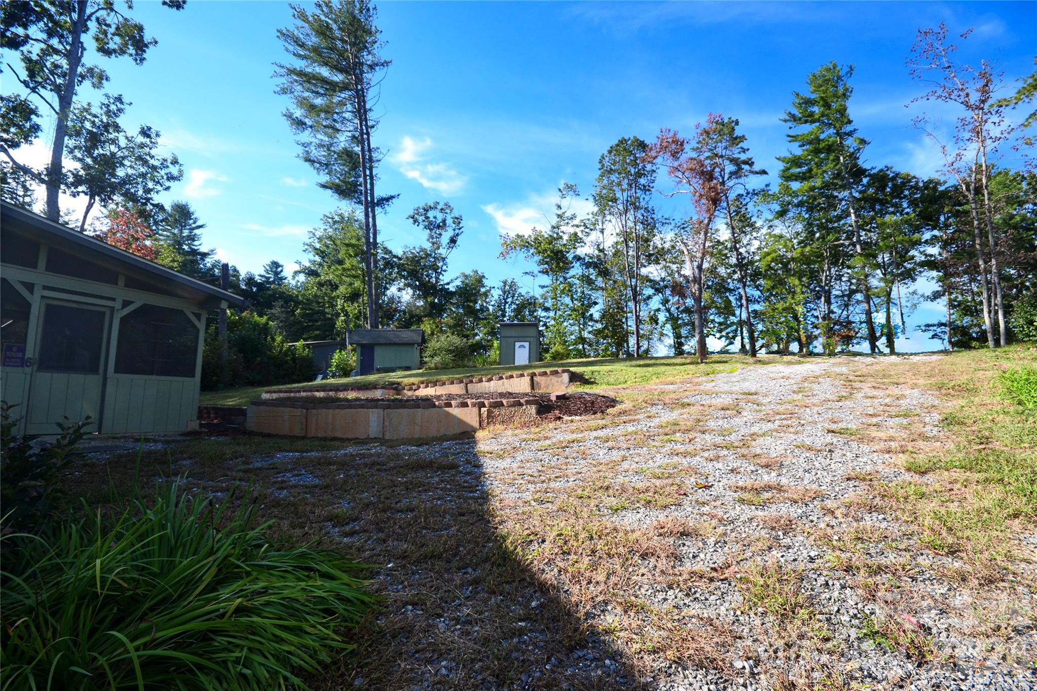 Single Family Residence at 6 Mountain Oaks Drive, Fletcher, photo 5 of 42