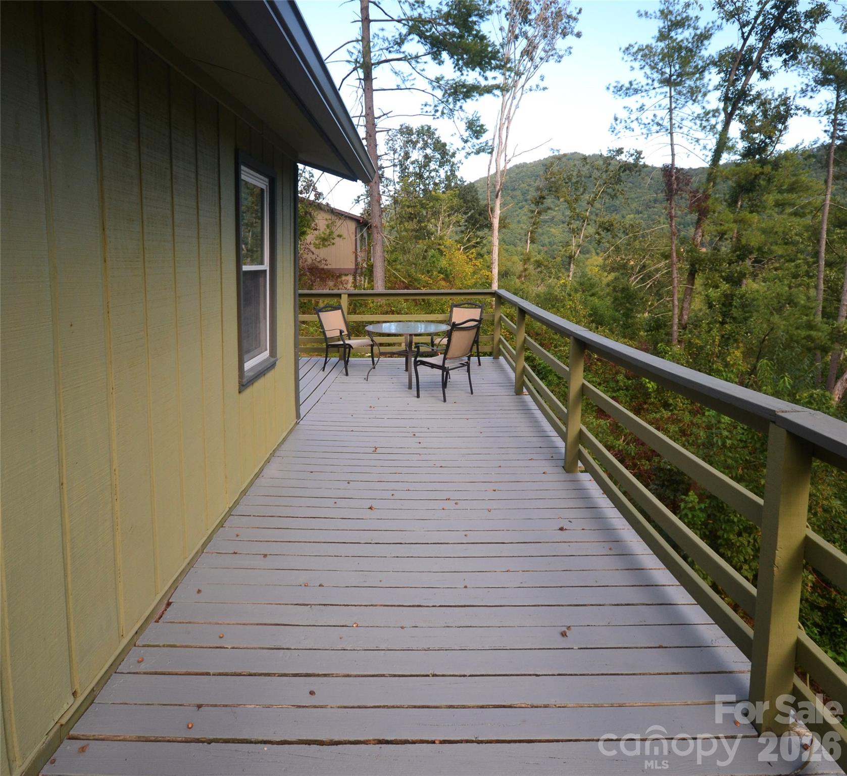 Single Family Residence at 6 Mountain Oaks Drive, Fletcher, photo 11 of 42