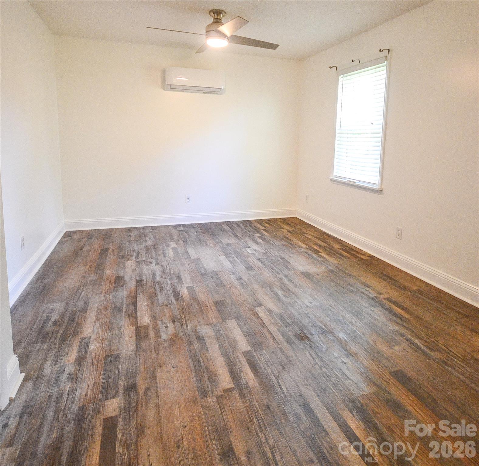 Single Family Residence at 6 Mountain Oaks Drive, Fletcher, photo 26 of 42