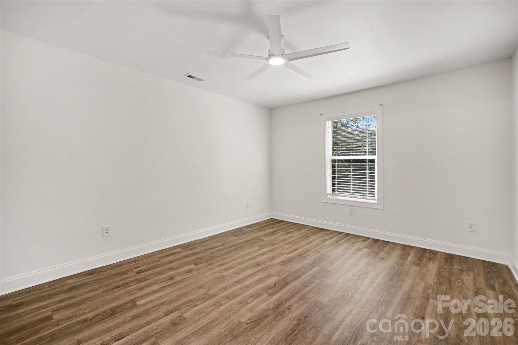 Single Family Residence at 2361 Myrtle Avenue, Gastonia, photo 9 of 23