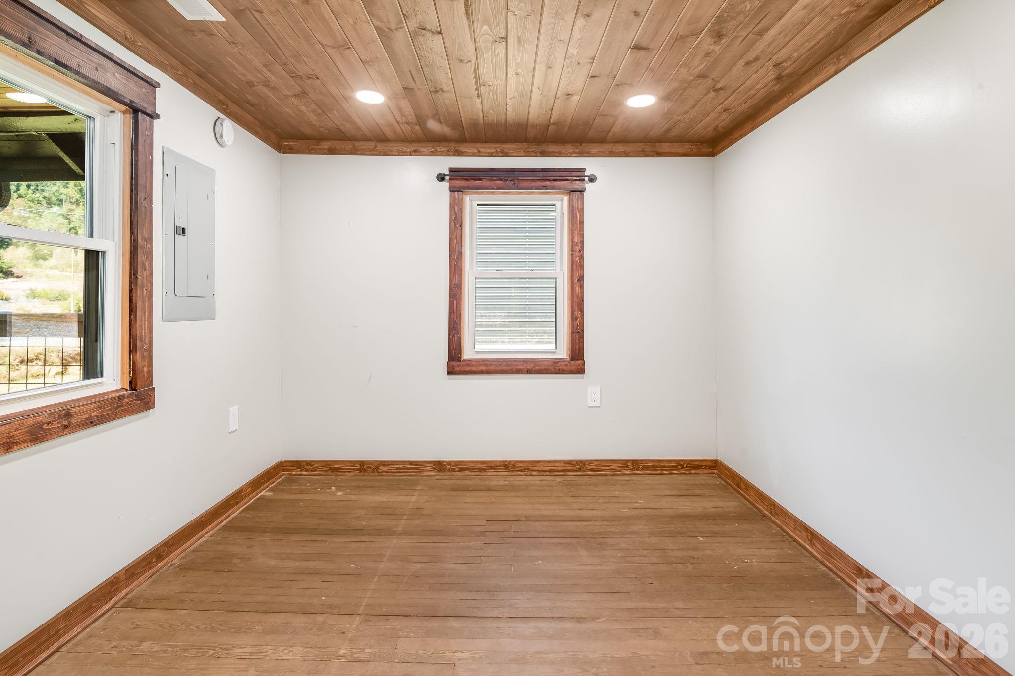 Single Family Residence at 61 Martins Creek Road, Barnardsville, photo 7 of 33