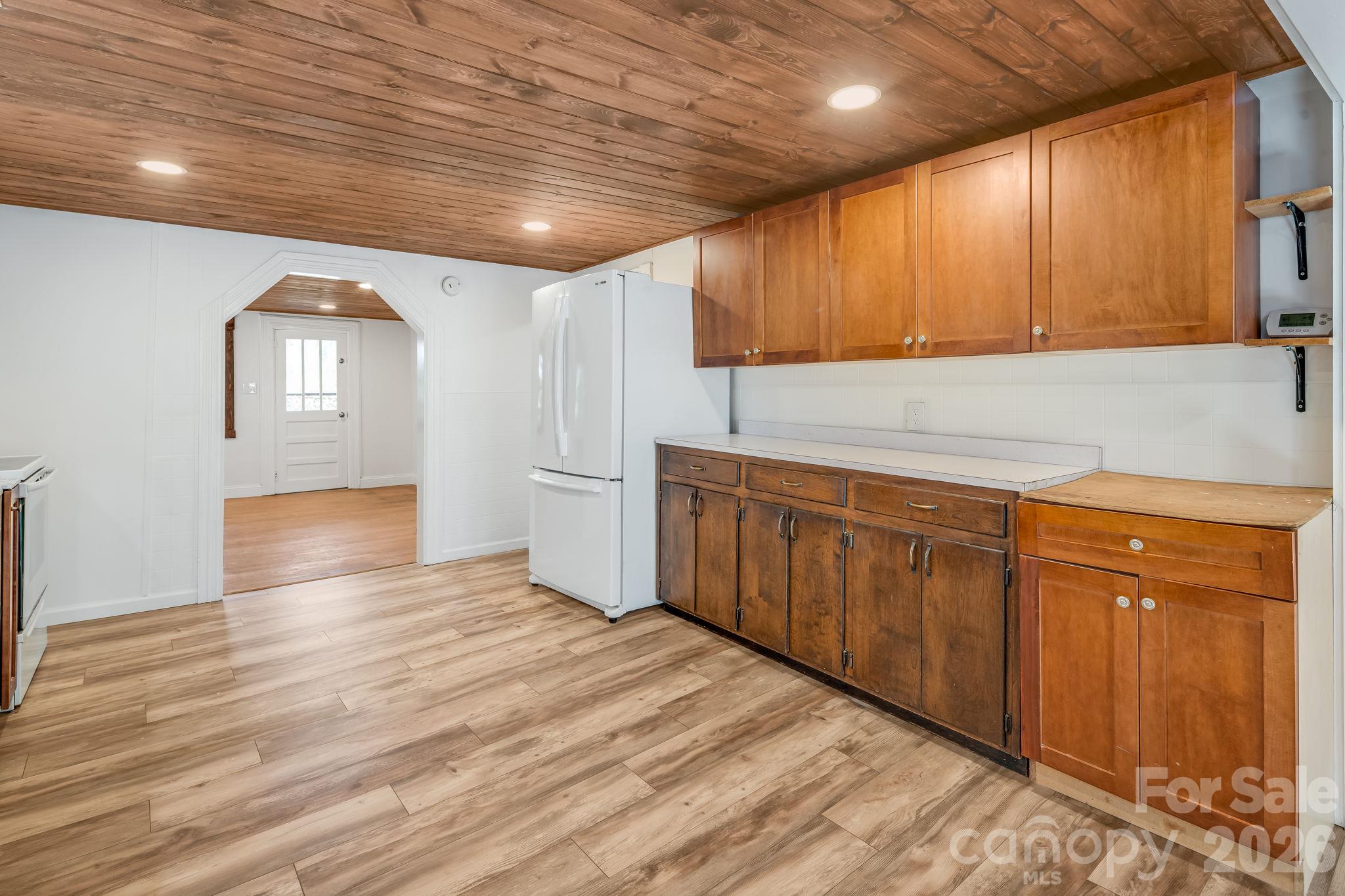 Single Family Residence at 61 Martins Creek Road, Barnardsville, photo 12 of 33