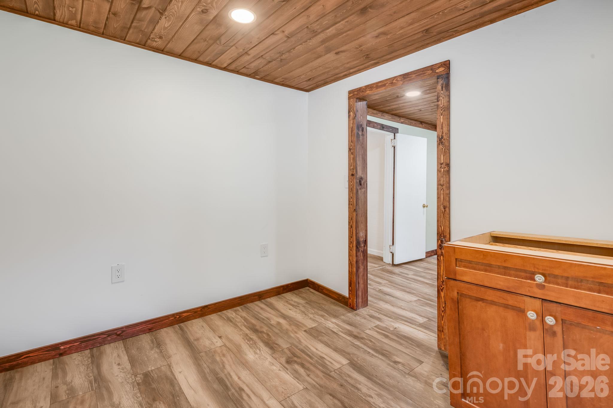 Single Family Residence at 61 Martins Creek Road, Barnardsville, photo 18 of 33