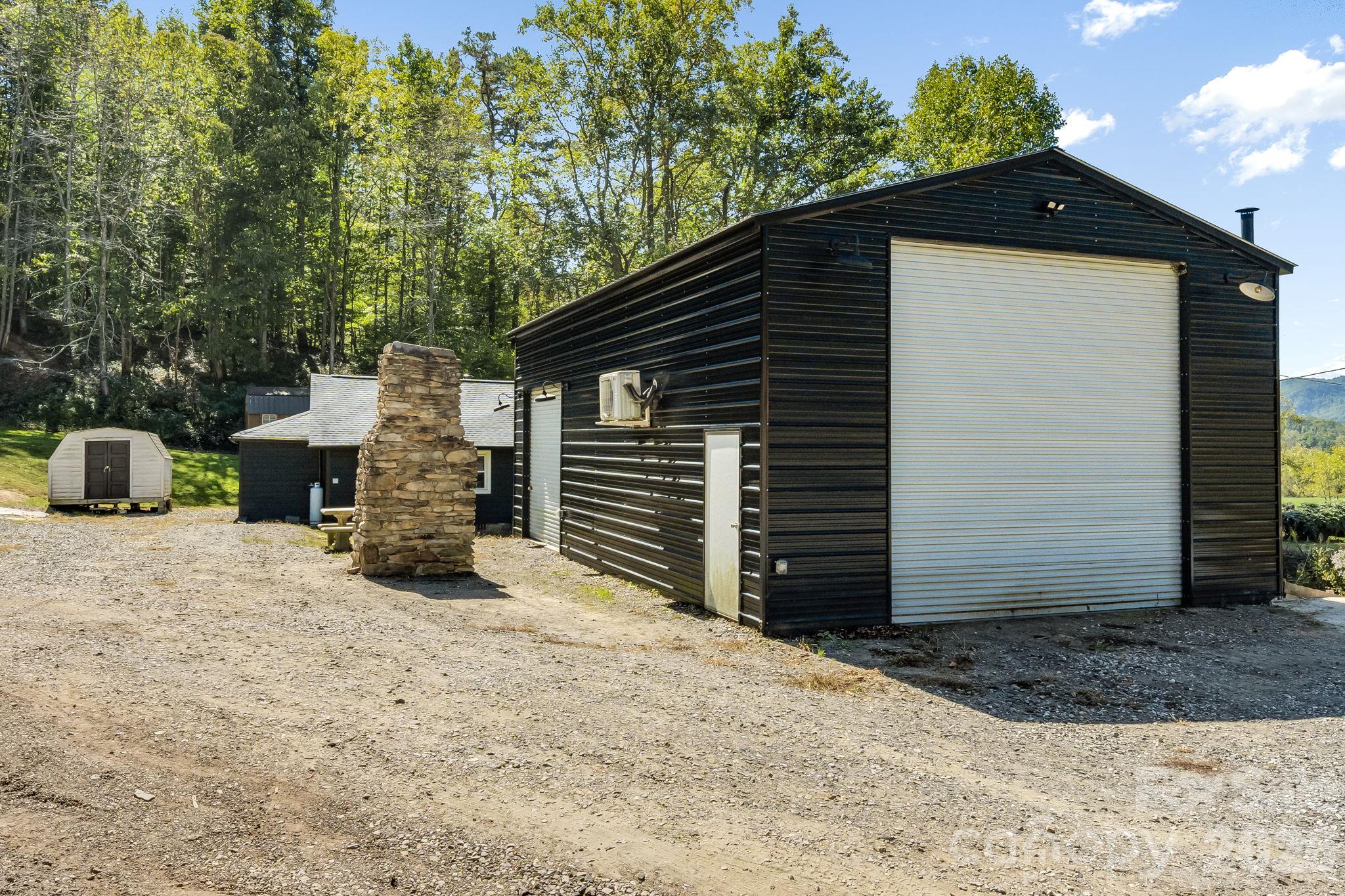 Single Family Residence at 61 Martins Creek Road, Barnardsville, photo 23 of 33