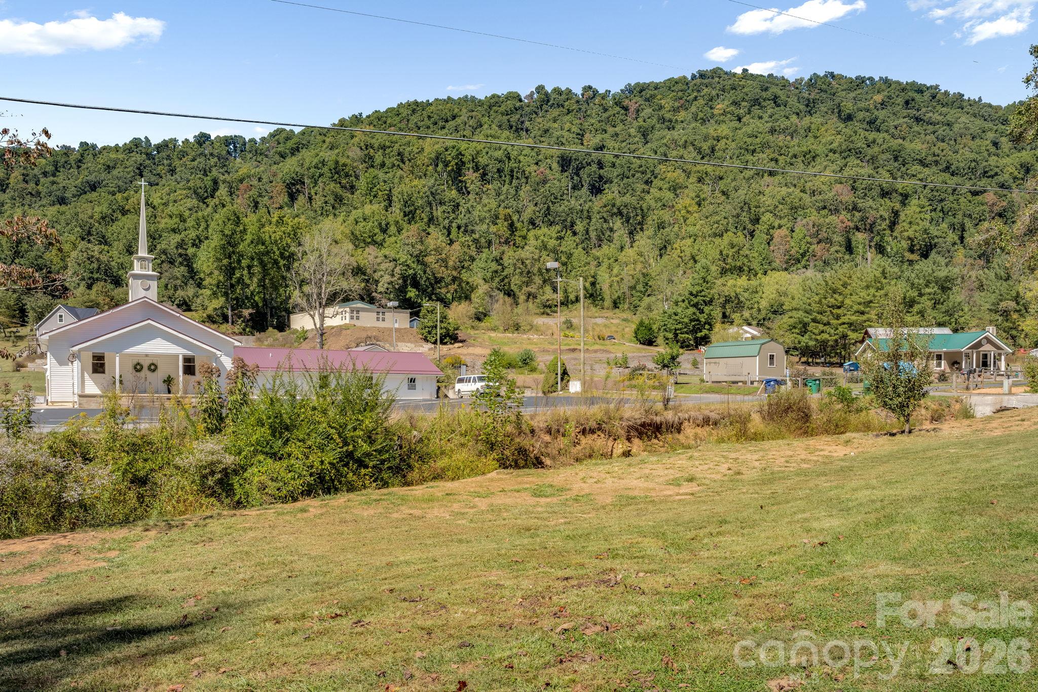 Single Family Residence at 61 Martins Creek Road, Barnardsville, photo 32 of 33