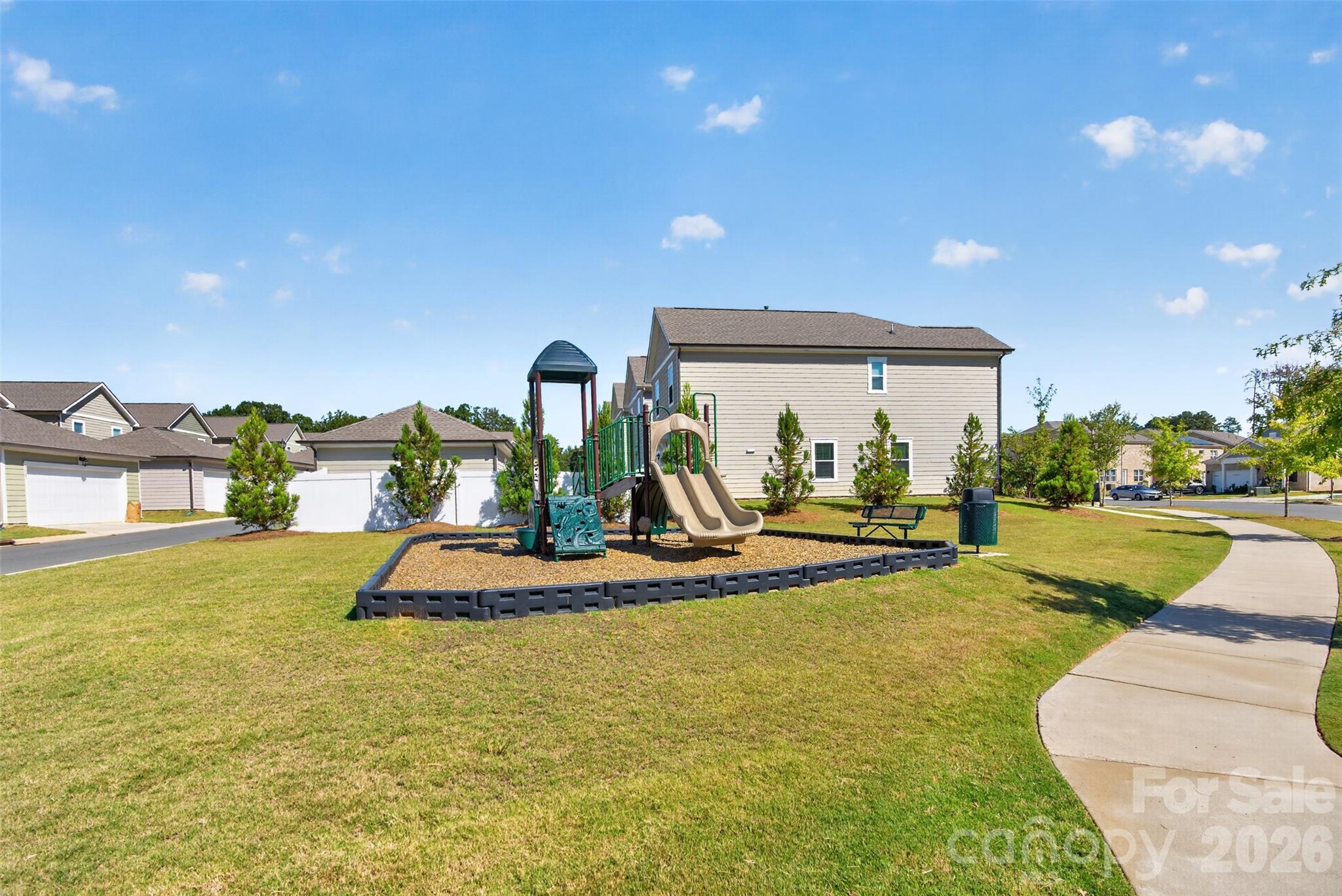 Single Family Residence at 5002 Kinsbridge Drive, Mint Hill, photo 33 of 34