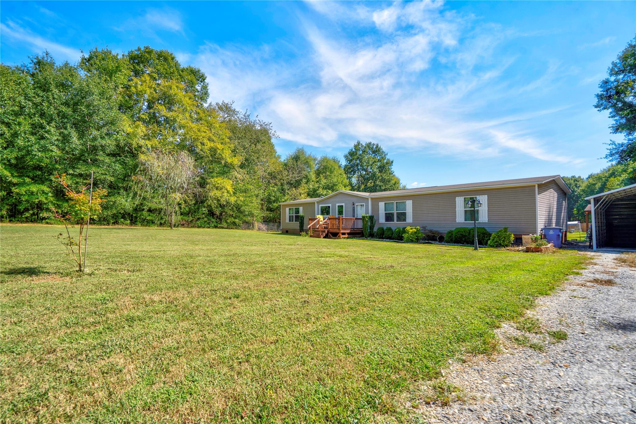 Front Right - 538 Bentley Road, Shelby