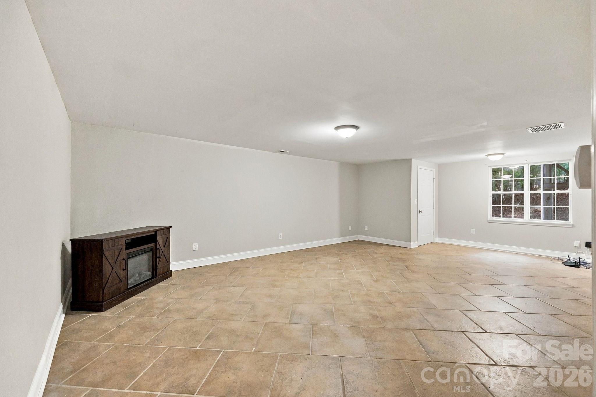 Single Family Residence at 205 Colonial Avenue, Concord, photo 26 of 39