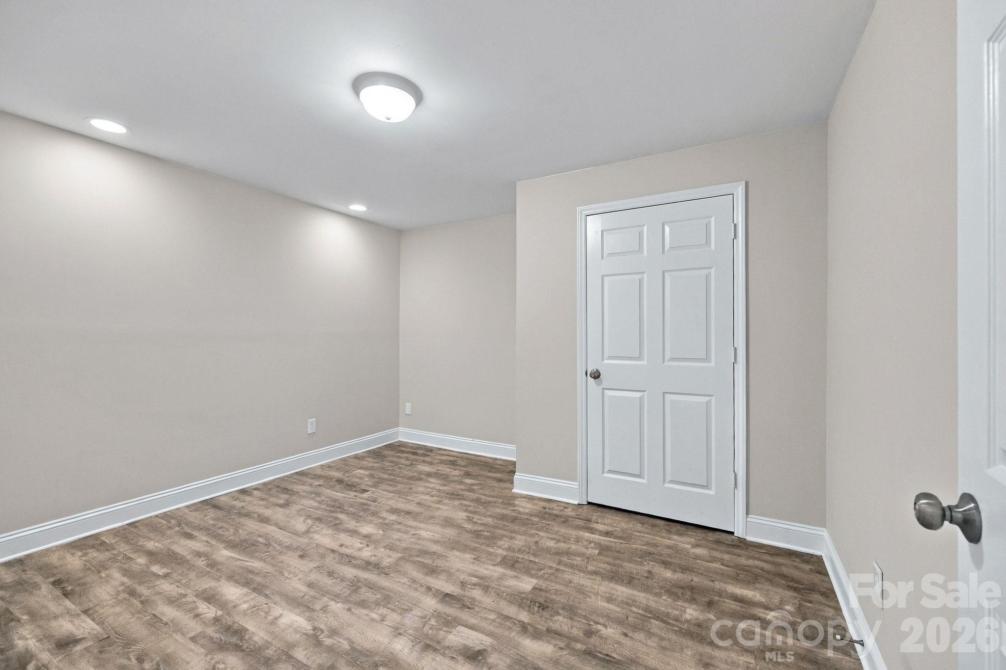 Single Family Residence at 205 Colonial Avenue, Concord, photo 27 of 39