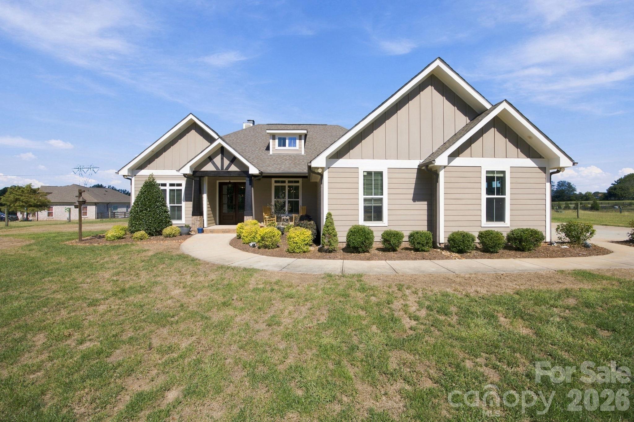 Single Family Residence at 2870 Bradshaw Road, Mooresville, photo 3 of 45