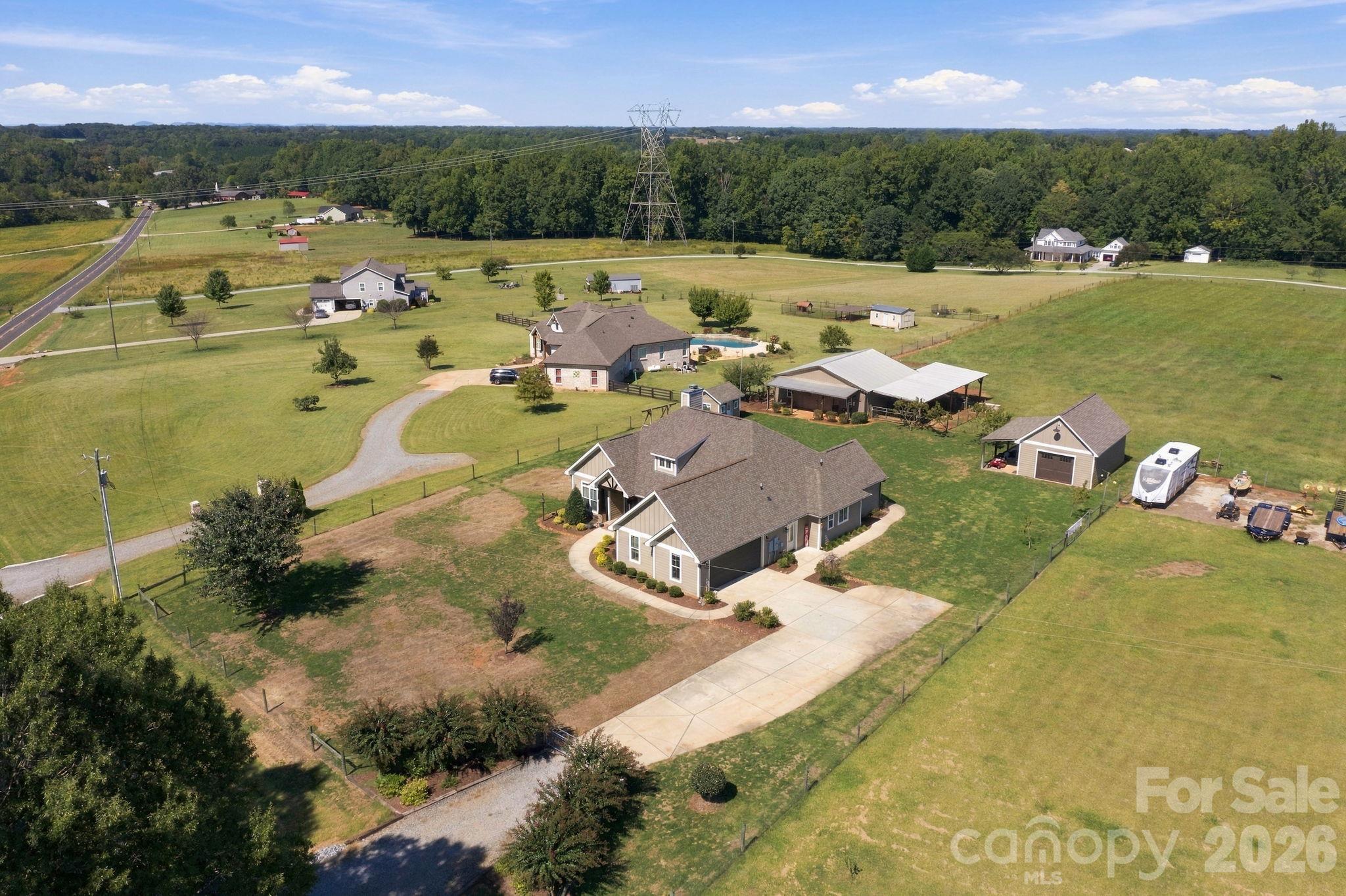 Single Family Residence at 2870 Bradshaw Road, Mooresville, photo 5 of 45