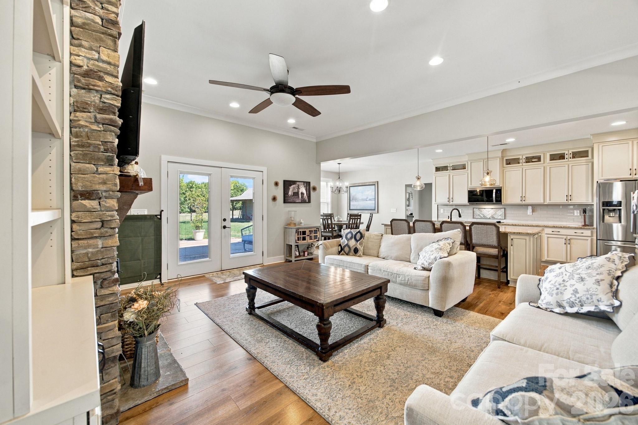 Single Family Residence at 2870 Bradshaw Road, Mooresville, photo 23 of 45