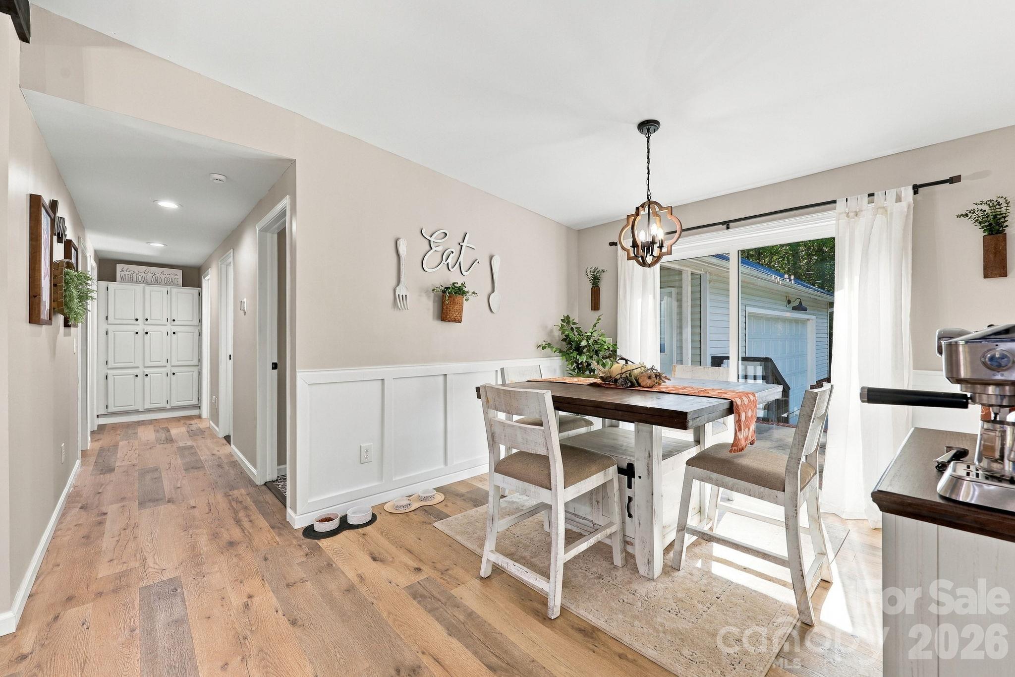 Single Family Residence at 499 Sandy Creek Lane, Lexington, photo 9 of 45