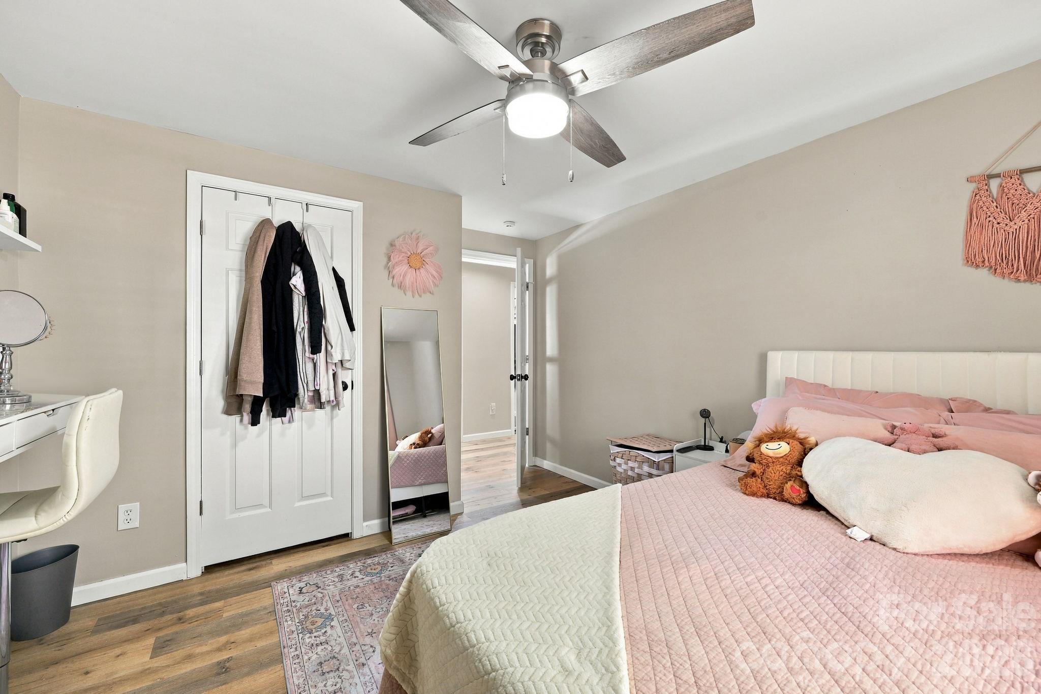 Single Family Residence at 499 Sandy Creek Lane, Lexington, photo 27 of 45