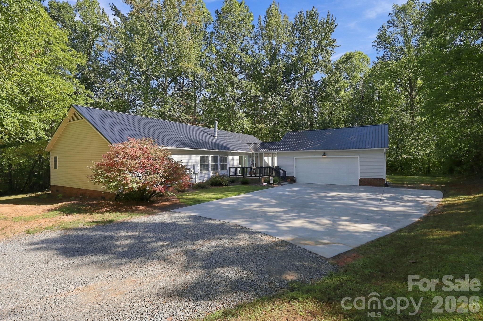 Single Family Residence at 499 Sandy Creek Lane, Lexington, photo 44 of 45