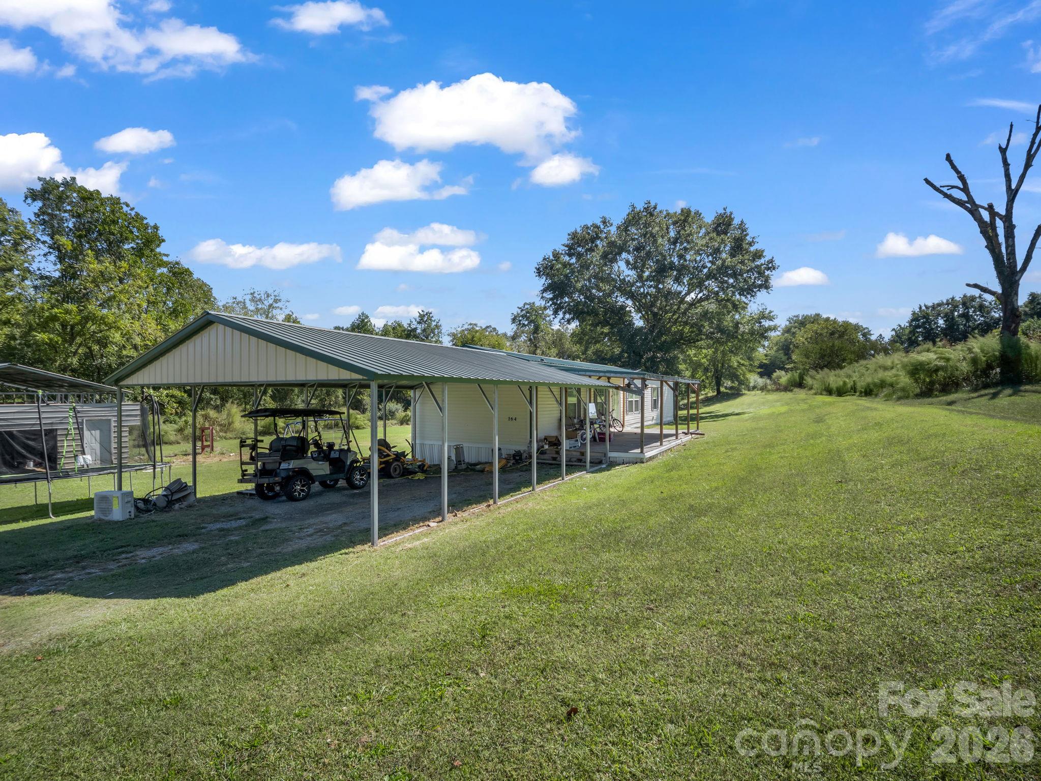 Single Family Residence at 164 Chime Lane, Forest City, photo 4 of 39