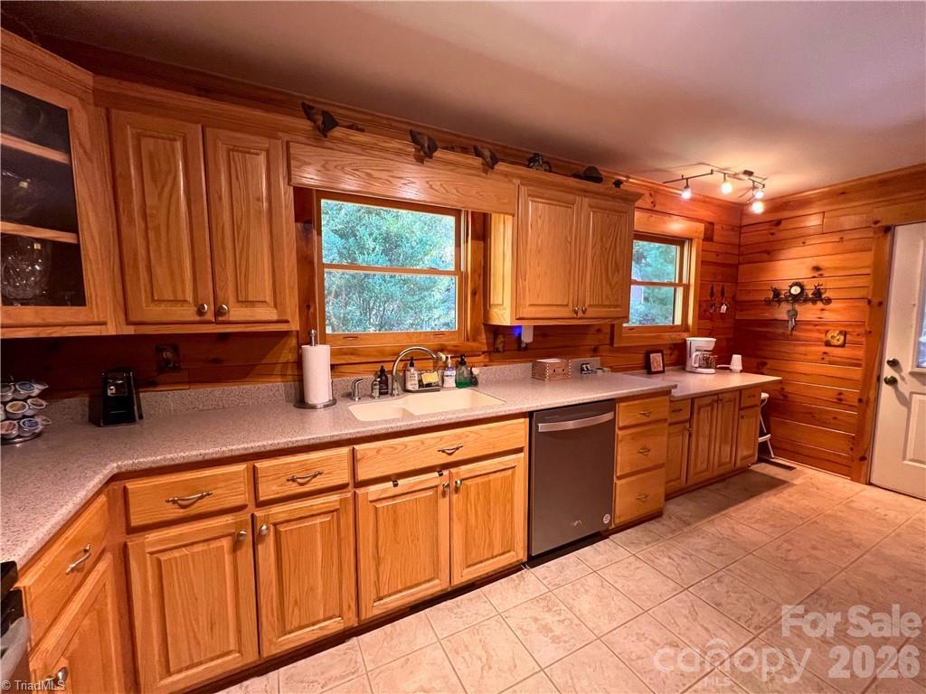 Single Family Residence at 190 Molly Drive, McGrady, photo 11 of 41