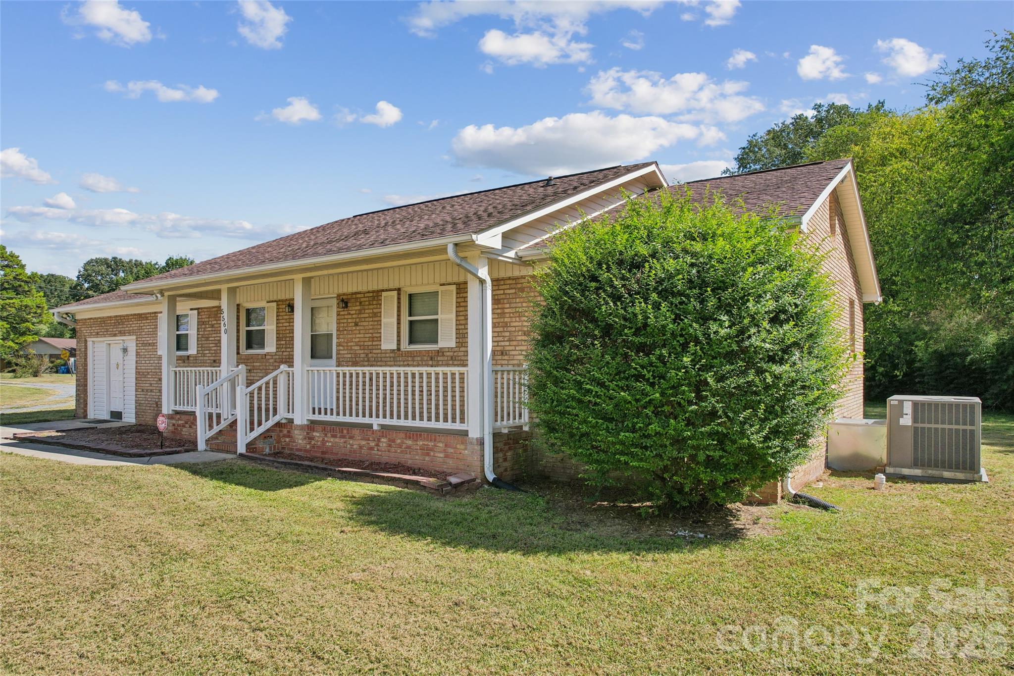 Single Family Residence at 5560 Roberta Road, Harrisburg, photo 2 of 41
