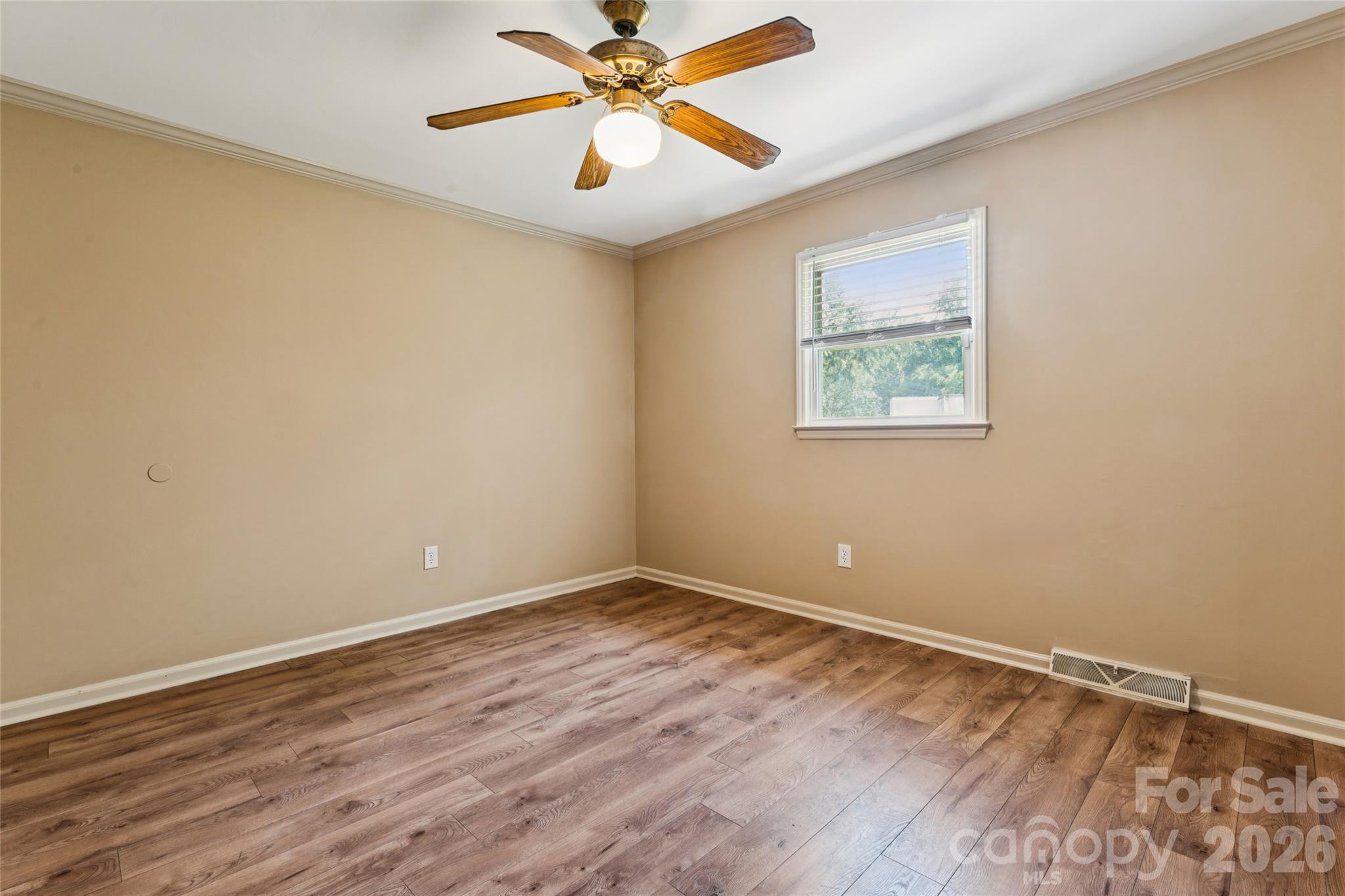 Single Family Residence at 5560 Roberta Road, Harrisburg, photo 18 of 41