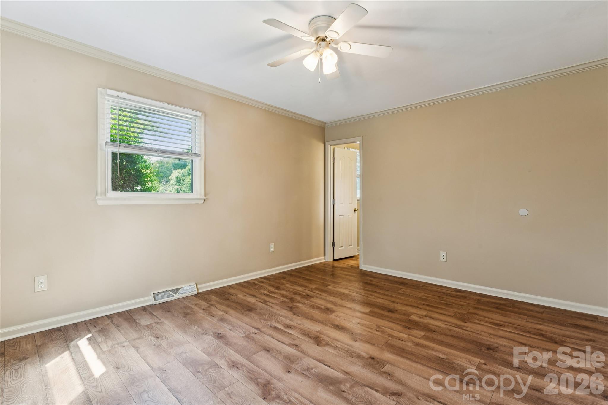 Single Family Residence at 5560 Roberta Road, Harrisburg, photo 25 of 41
